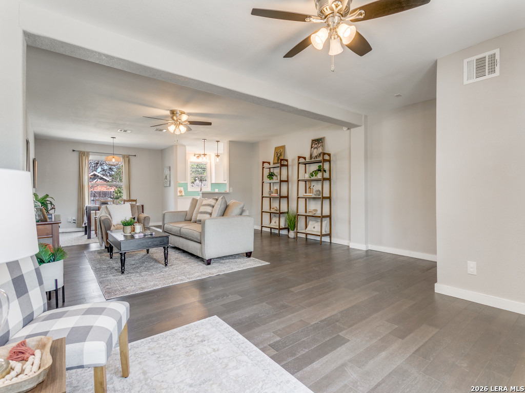 611 Greenwich Blvd