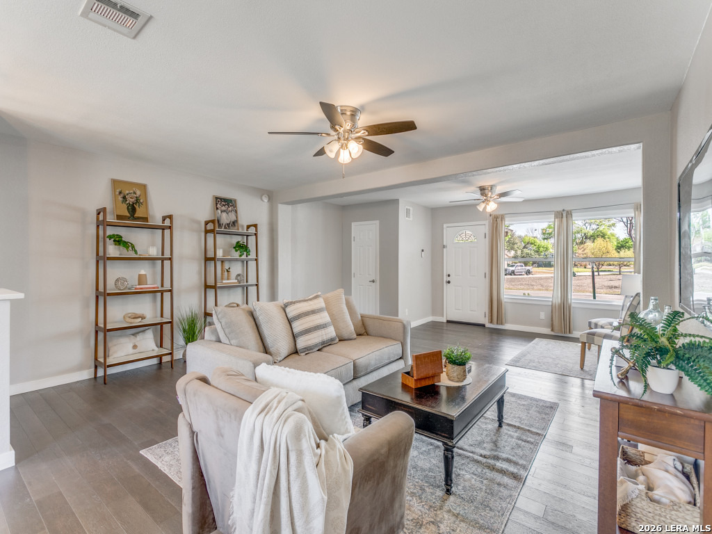 611 Greenwich Blvd