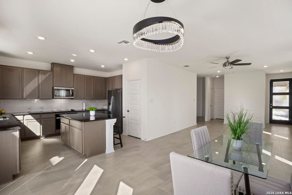 14839 Vance Jackson UNIT 508