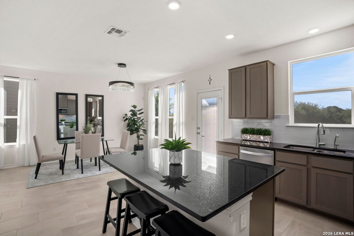 14839 Vance Jackson UNIT 508