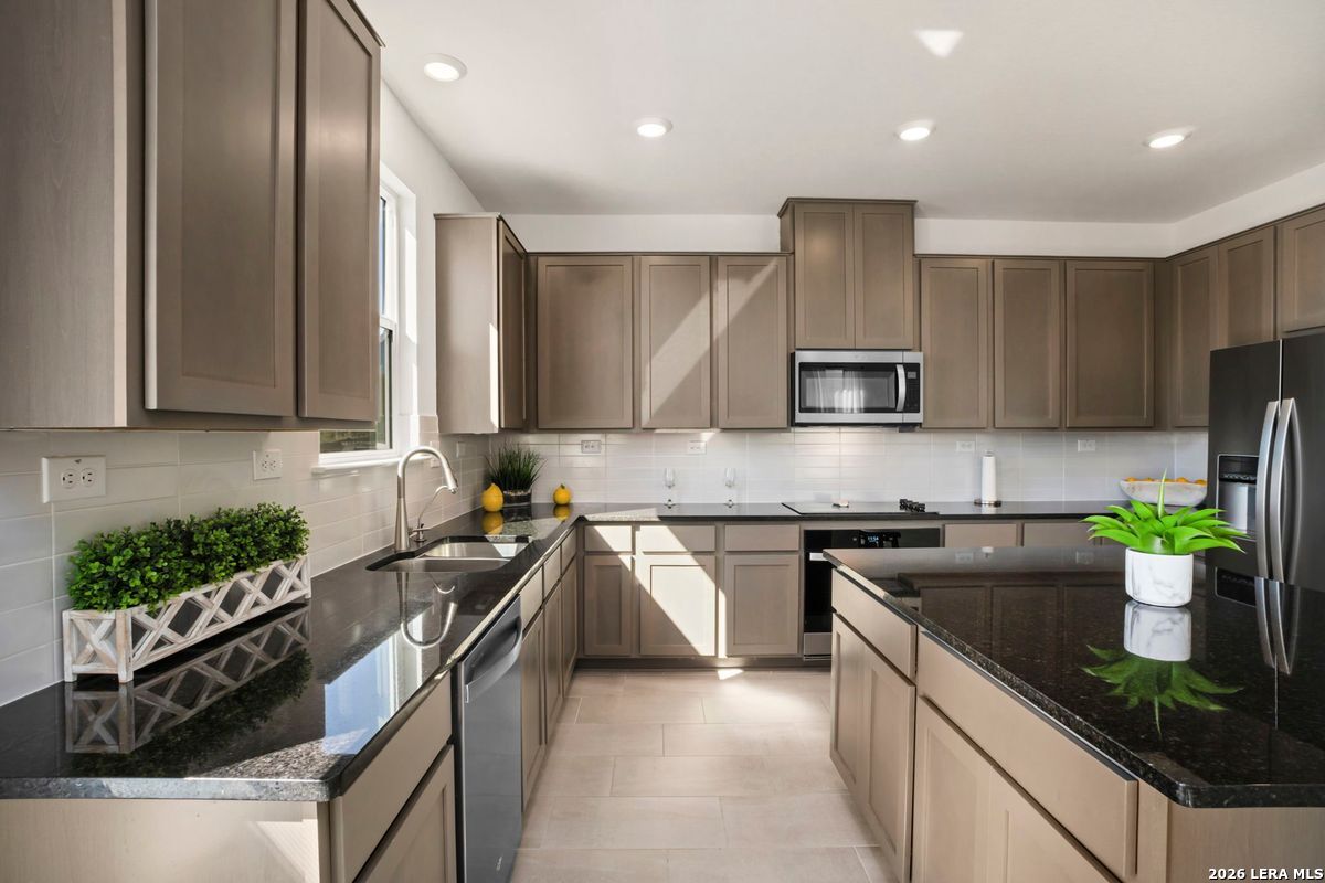 14839 Vance Jackson UNIT 508