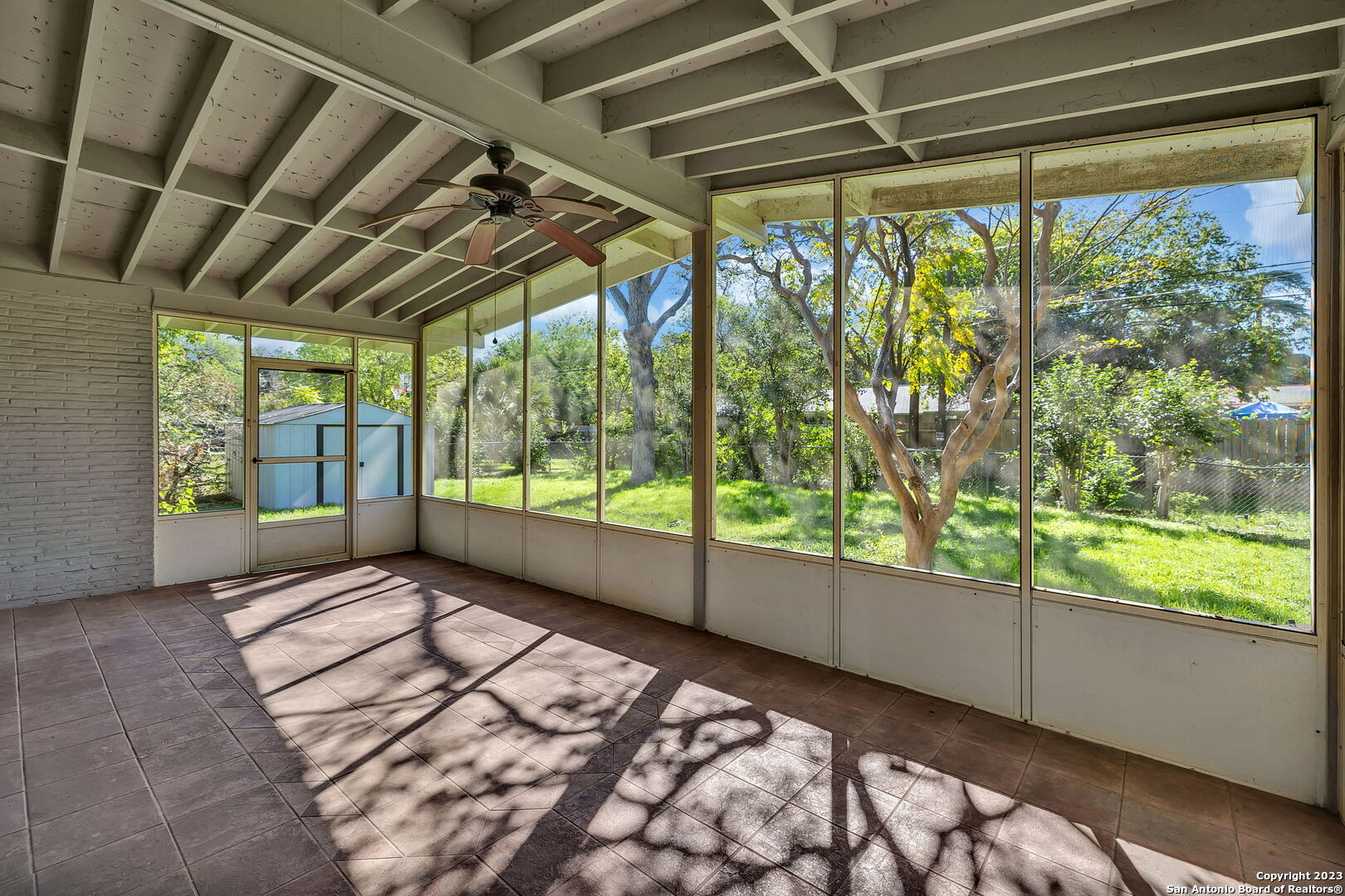 414 Laramie Dr