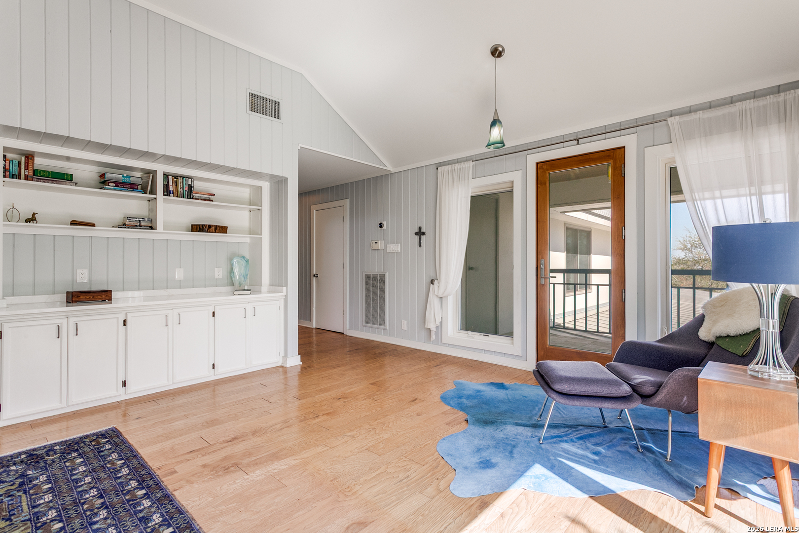 27359 Smithson Valley