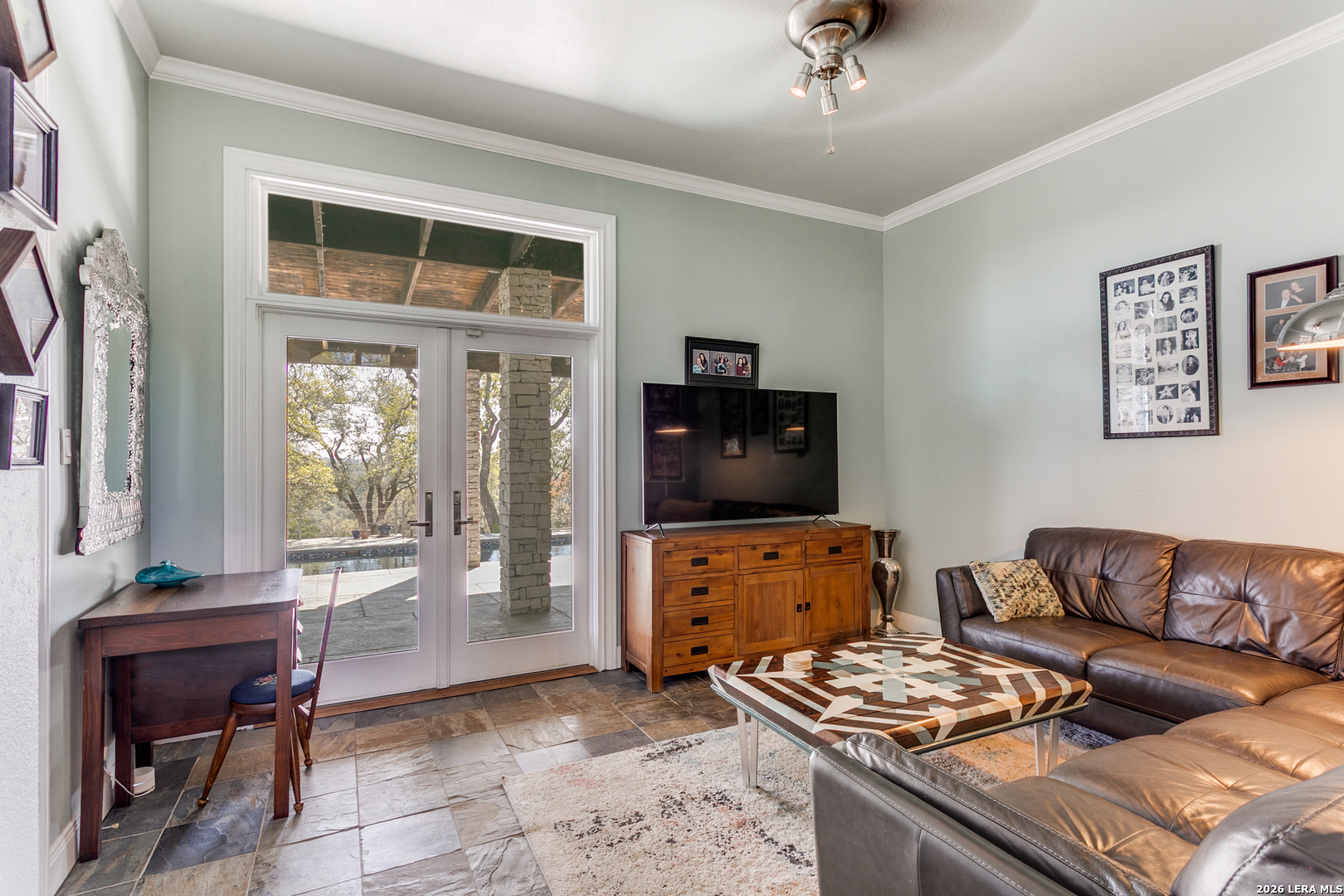 27359 Smithson Valley