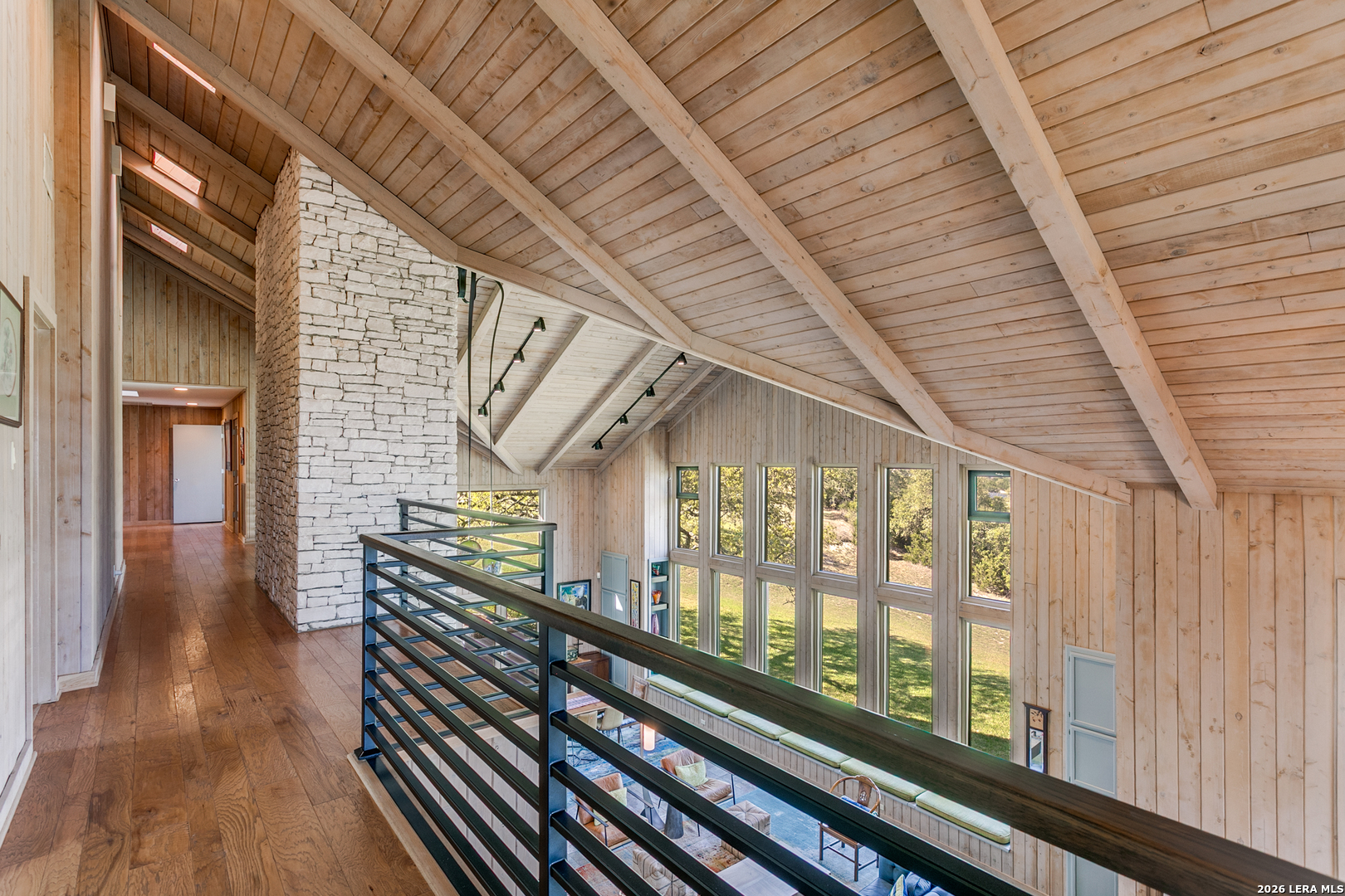 27359 Smithson Valley