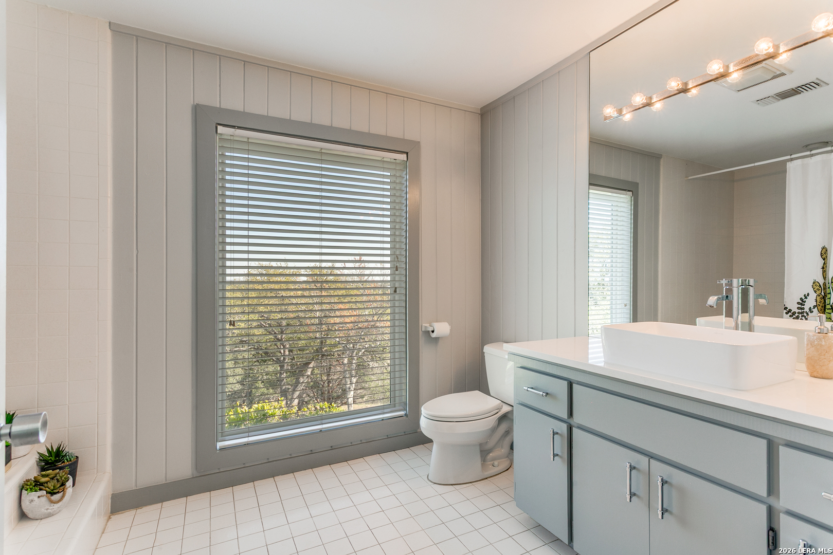 27359 Smithson Valley