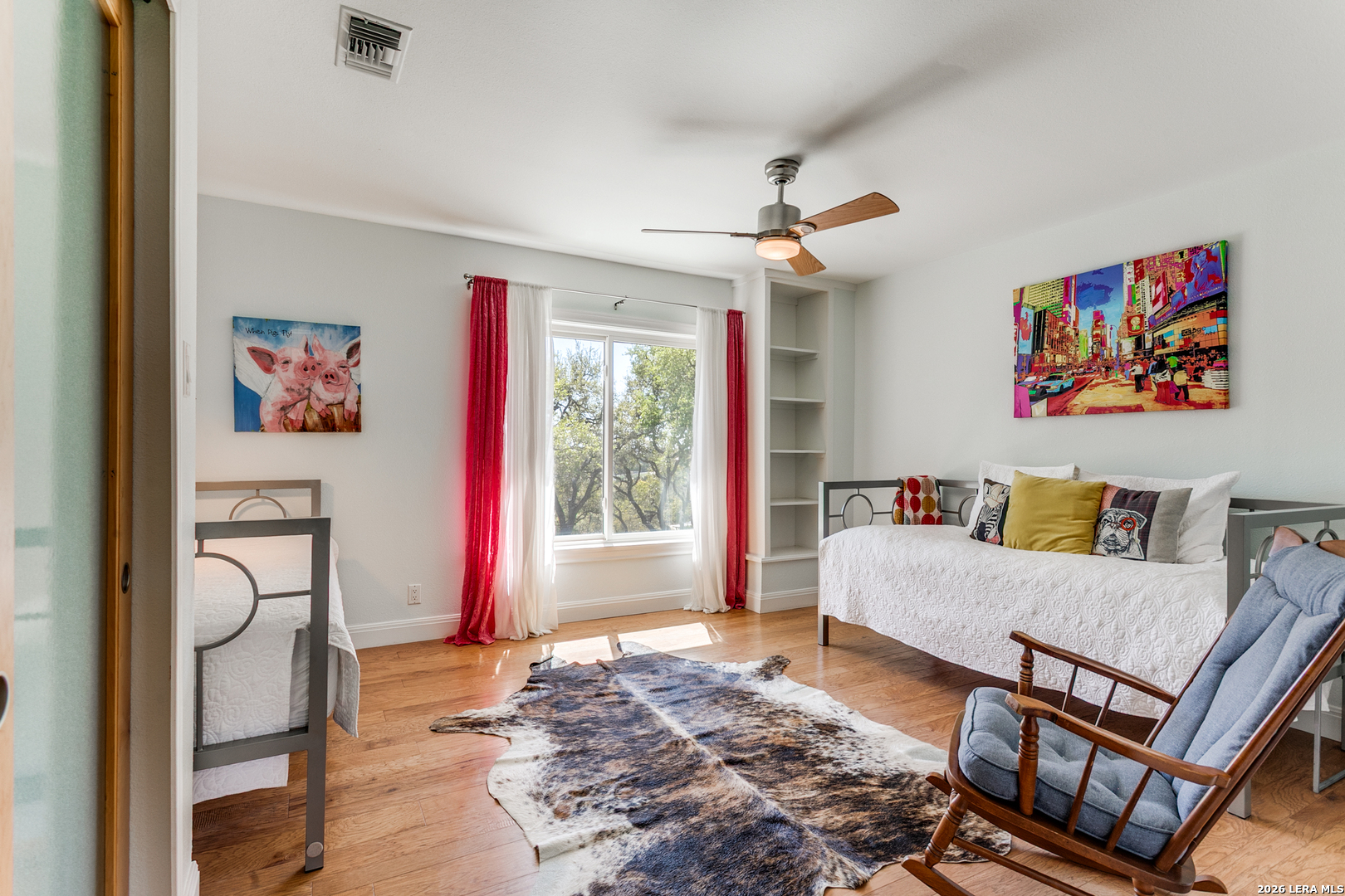 27359 Smithson Valley