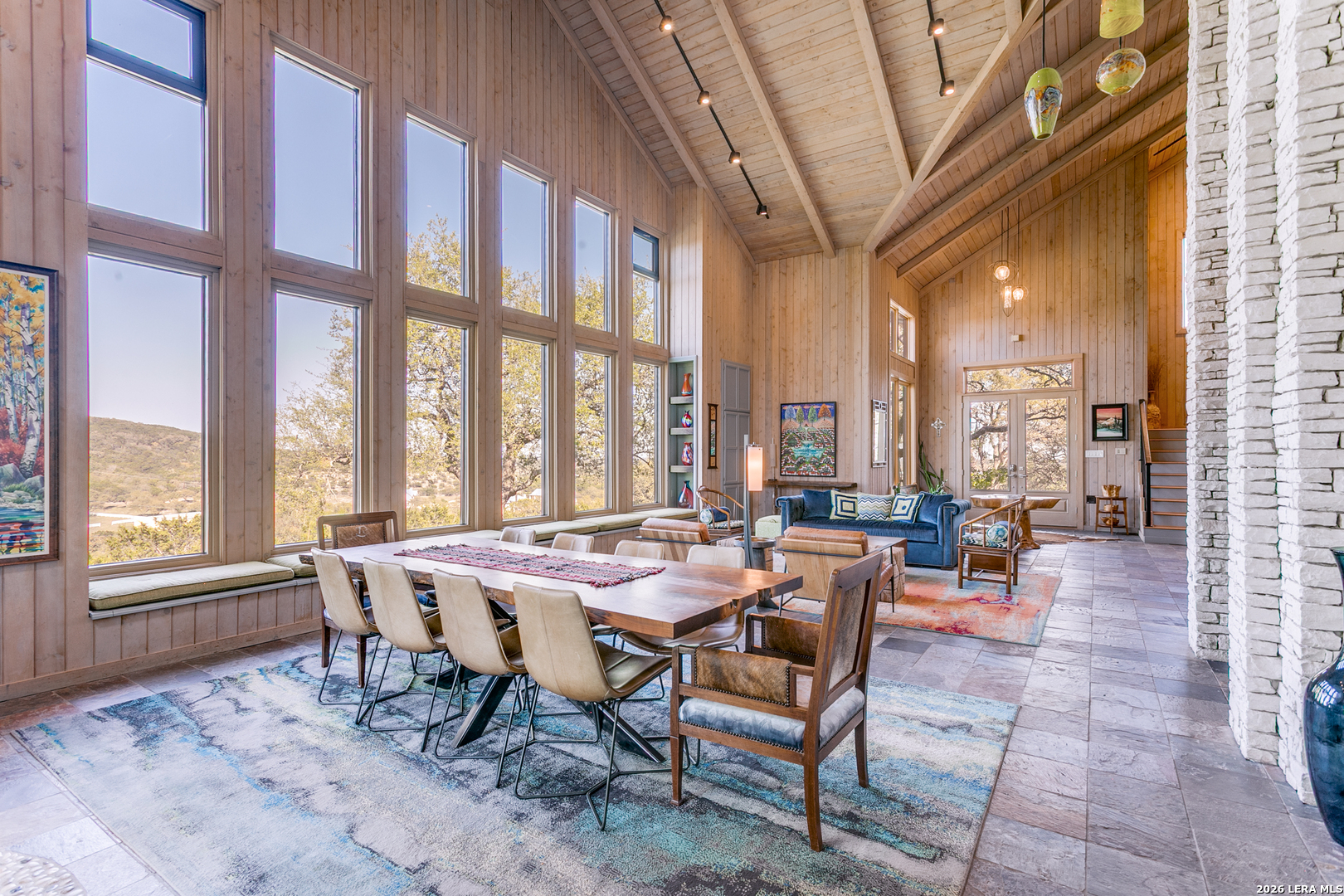 27359 Smithson Valley