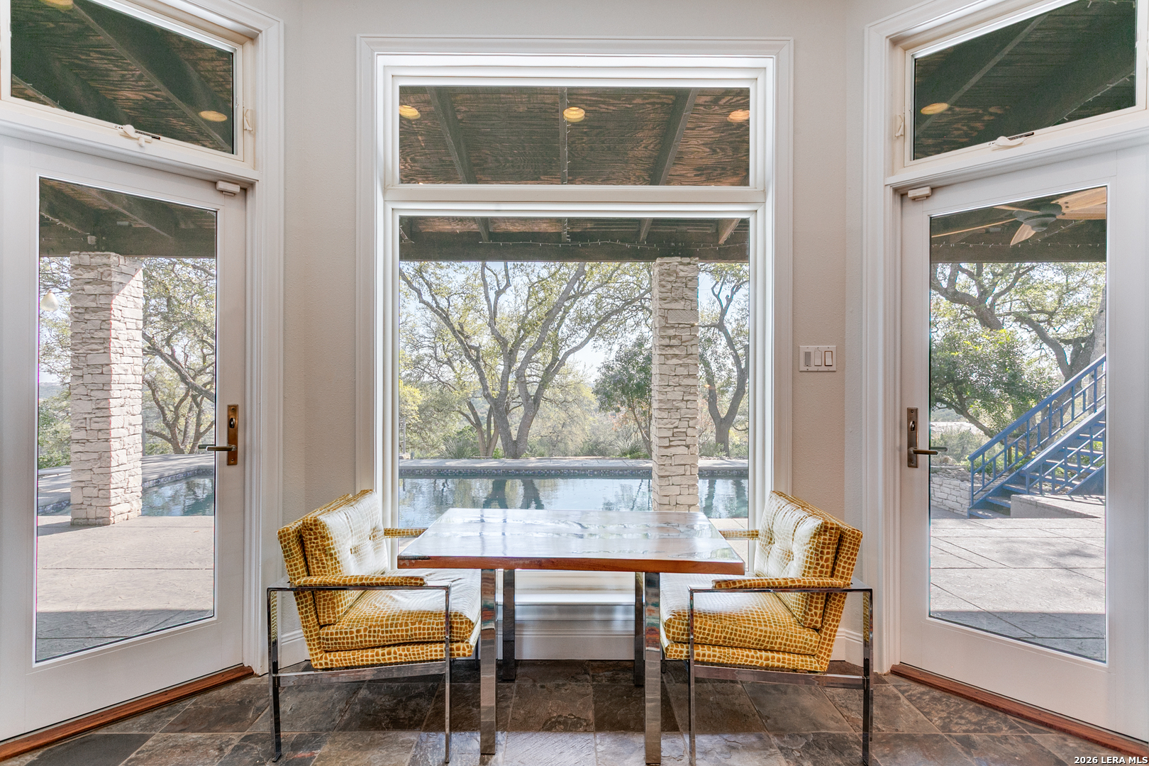 27359 Smithson Valley