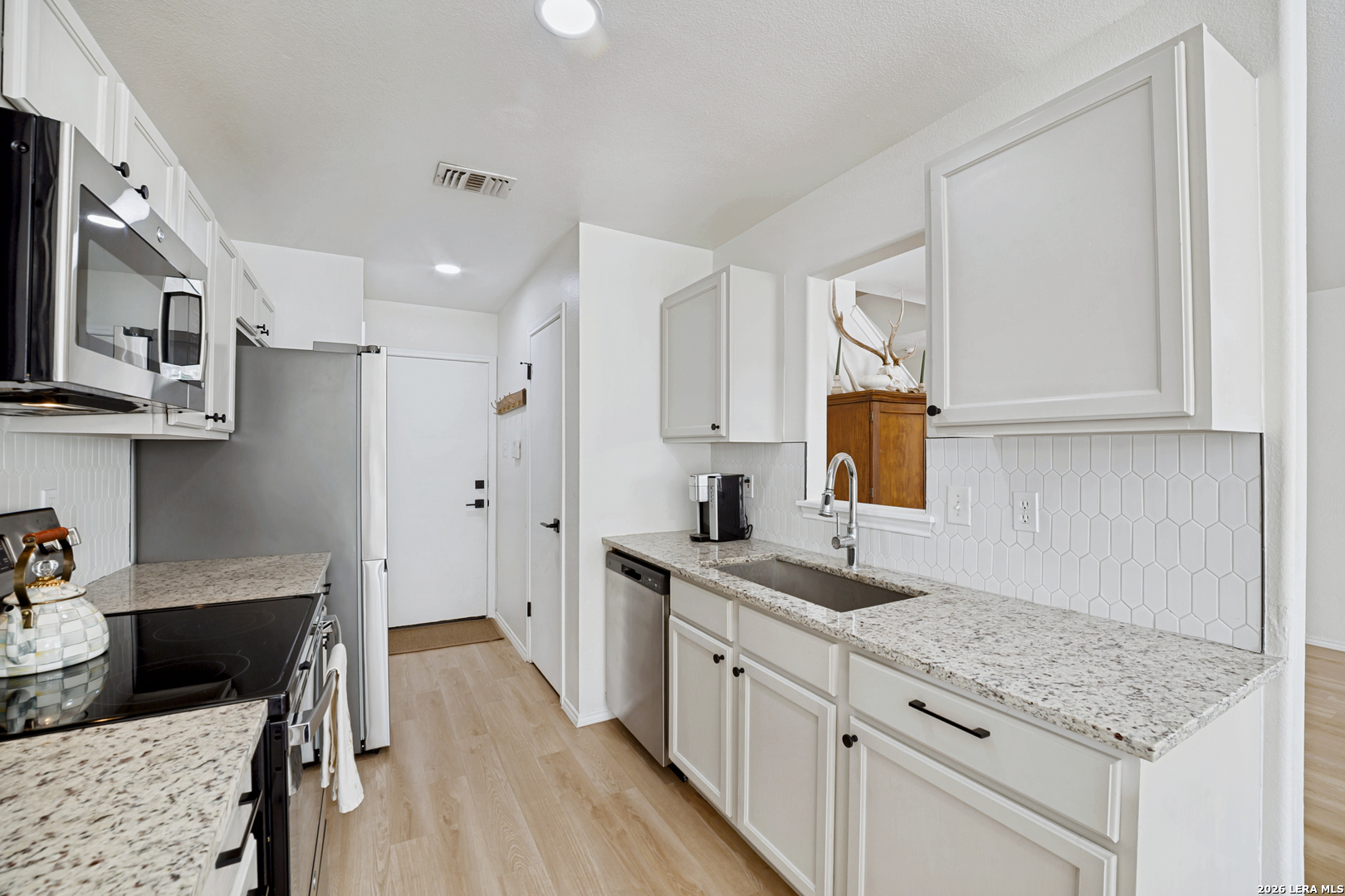 6073 Bantry Bay