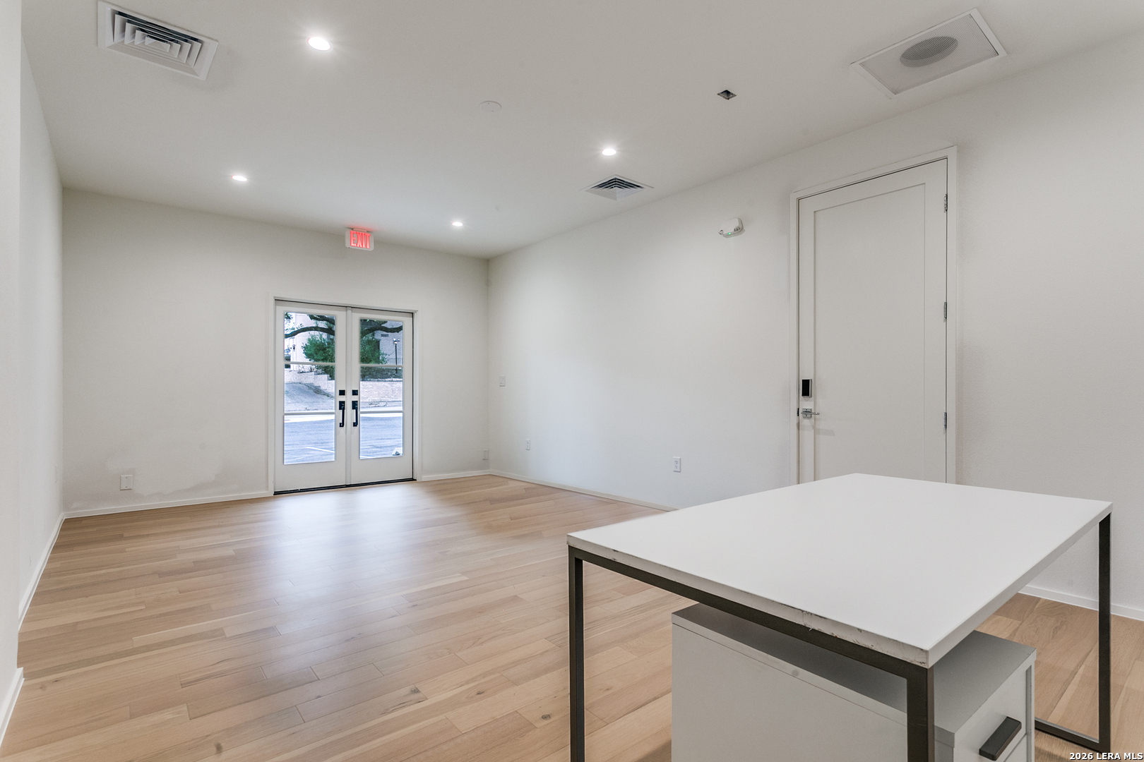 2222 Breezewood Dr 104