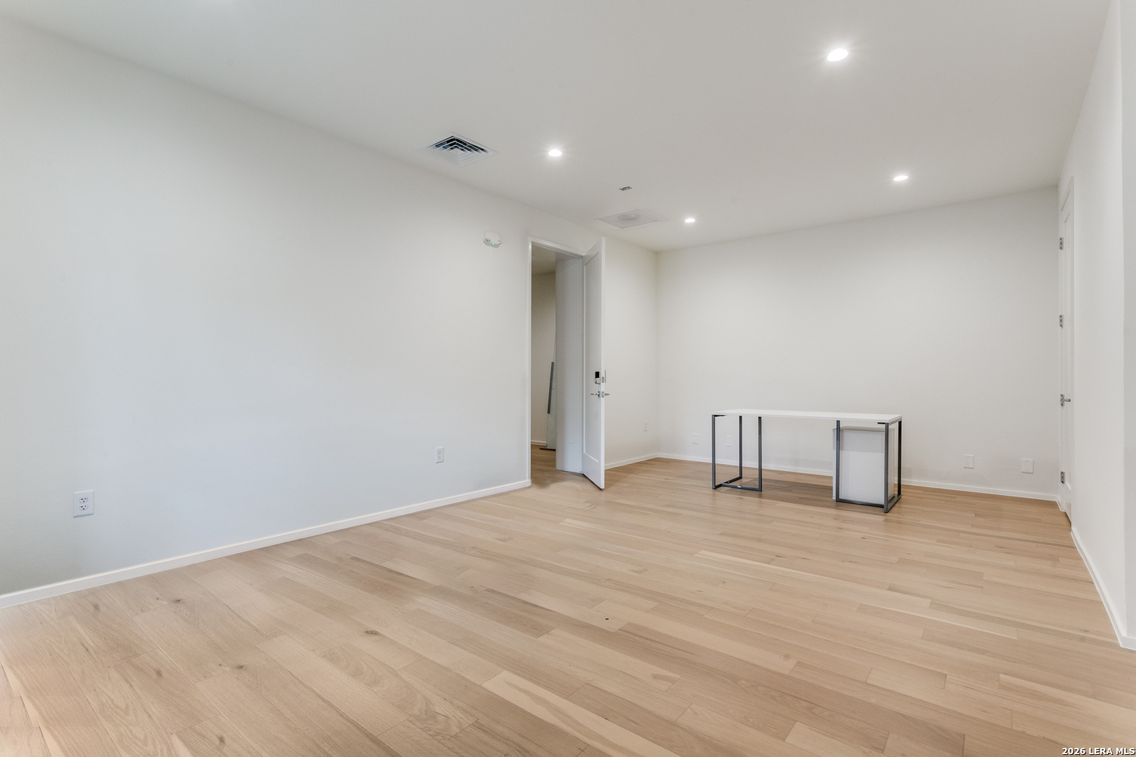 2222 Breezewood Dr 104