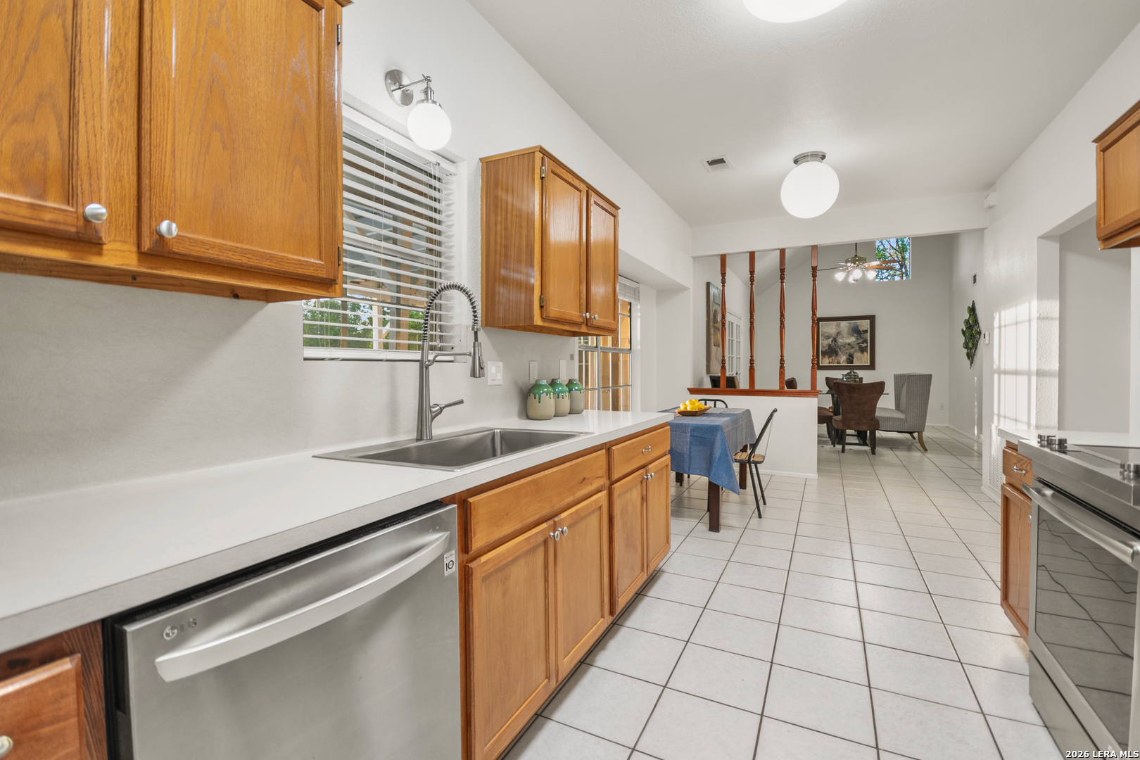 205 rolling oaks