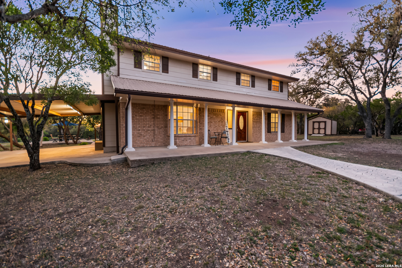205 rolling oaks