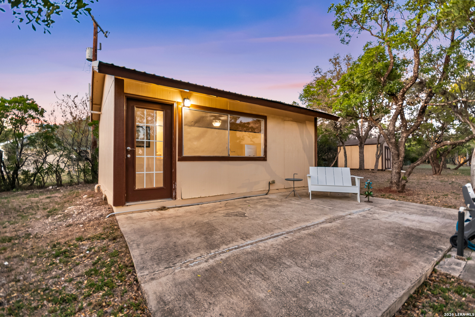 205 rolling oaks