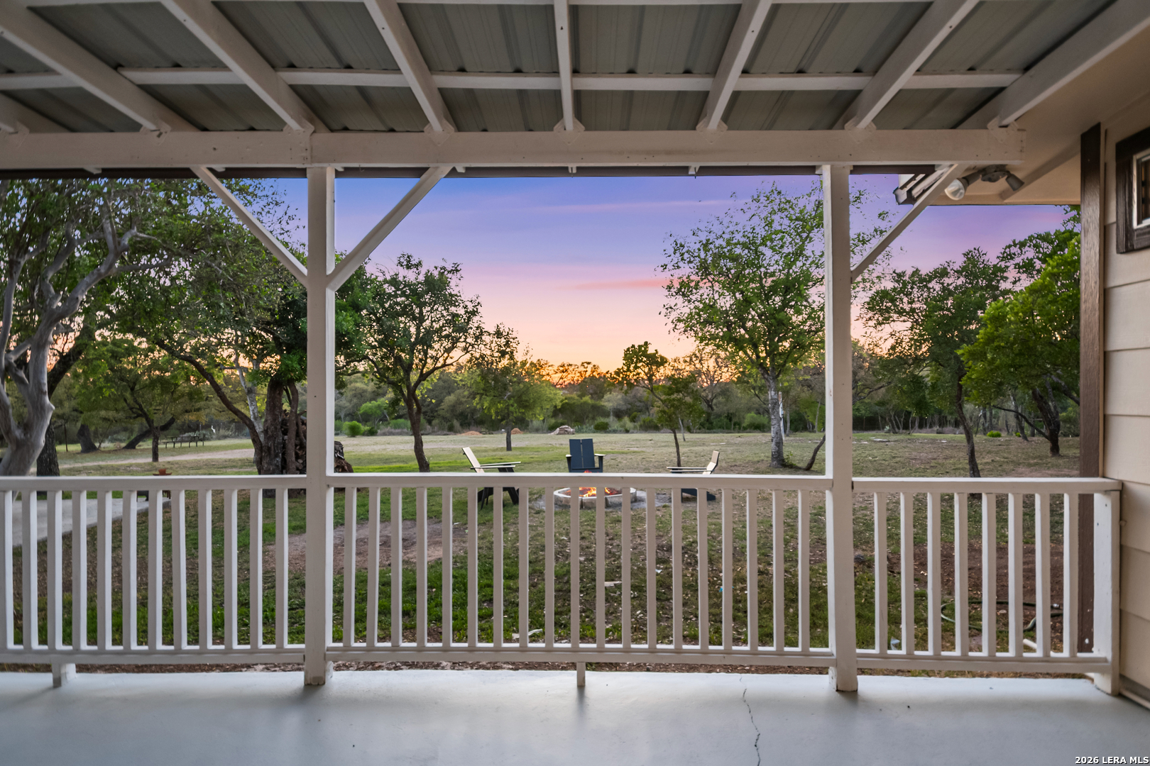 205 rolling oaks
