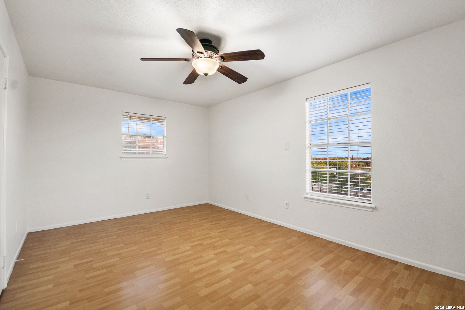 205 rolling oaks