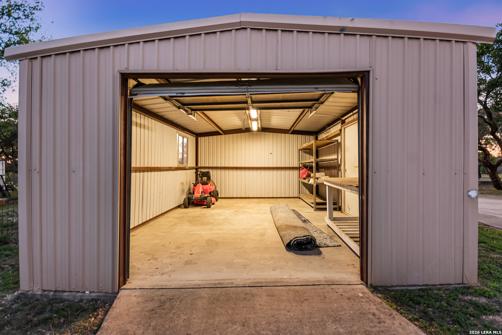205 rolling oaks
