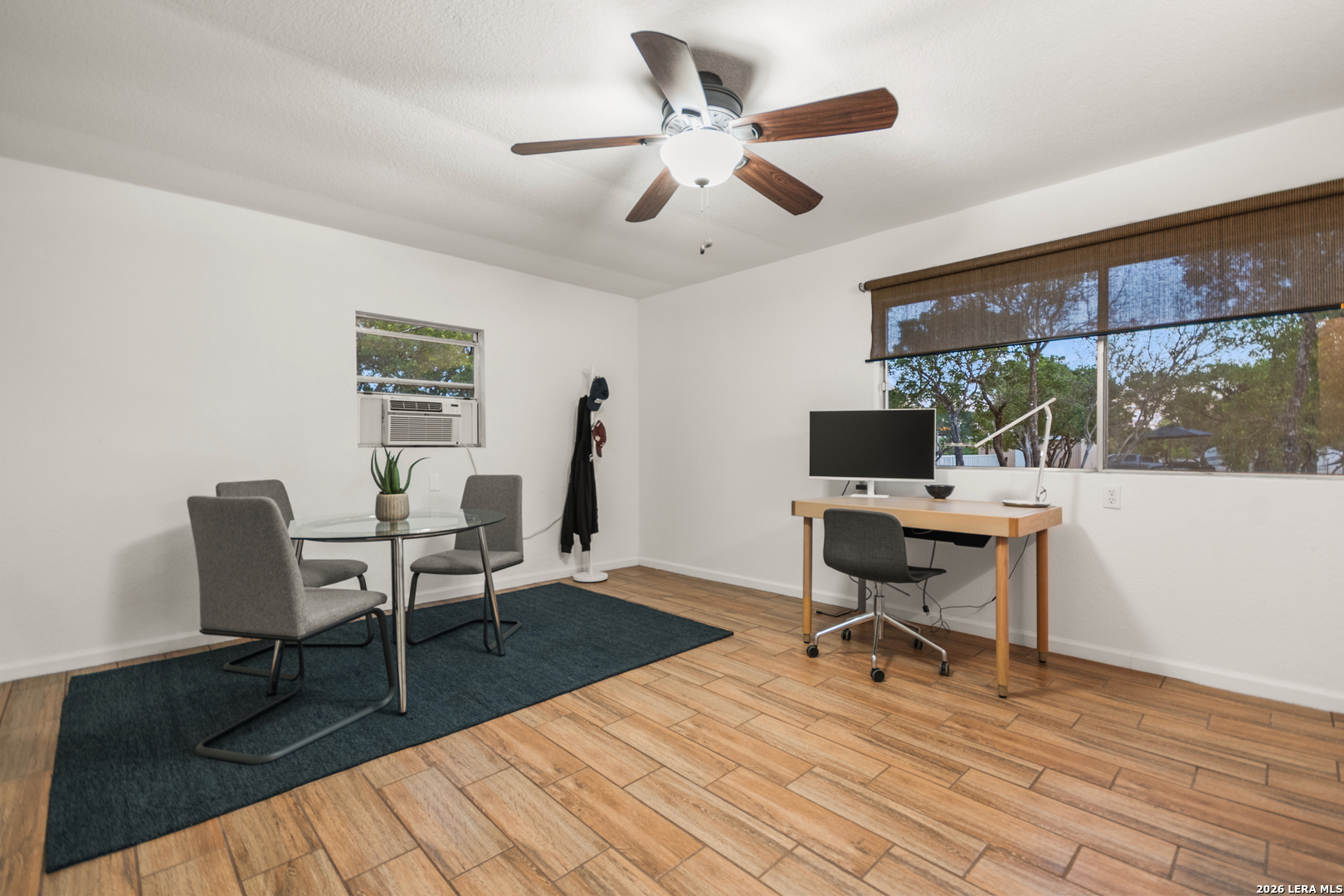 205 rolling oaks