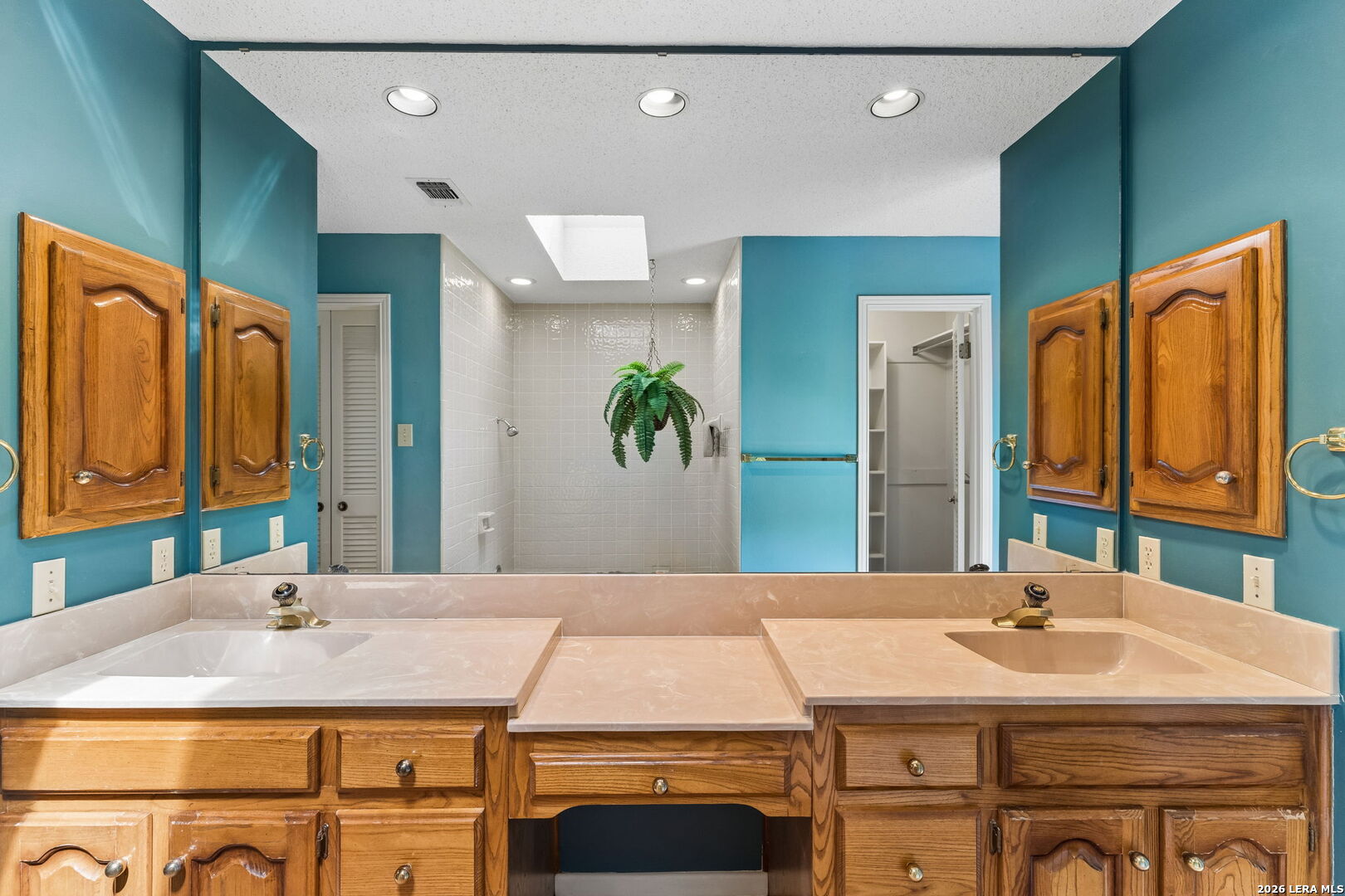 6119 Shady Creek