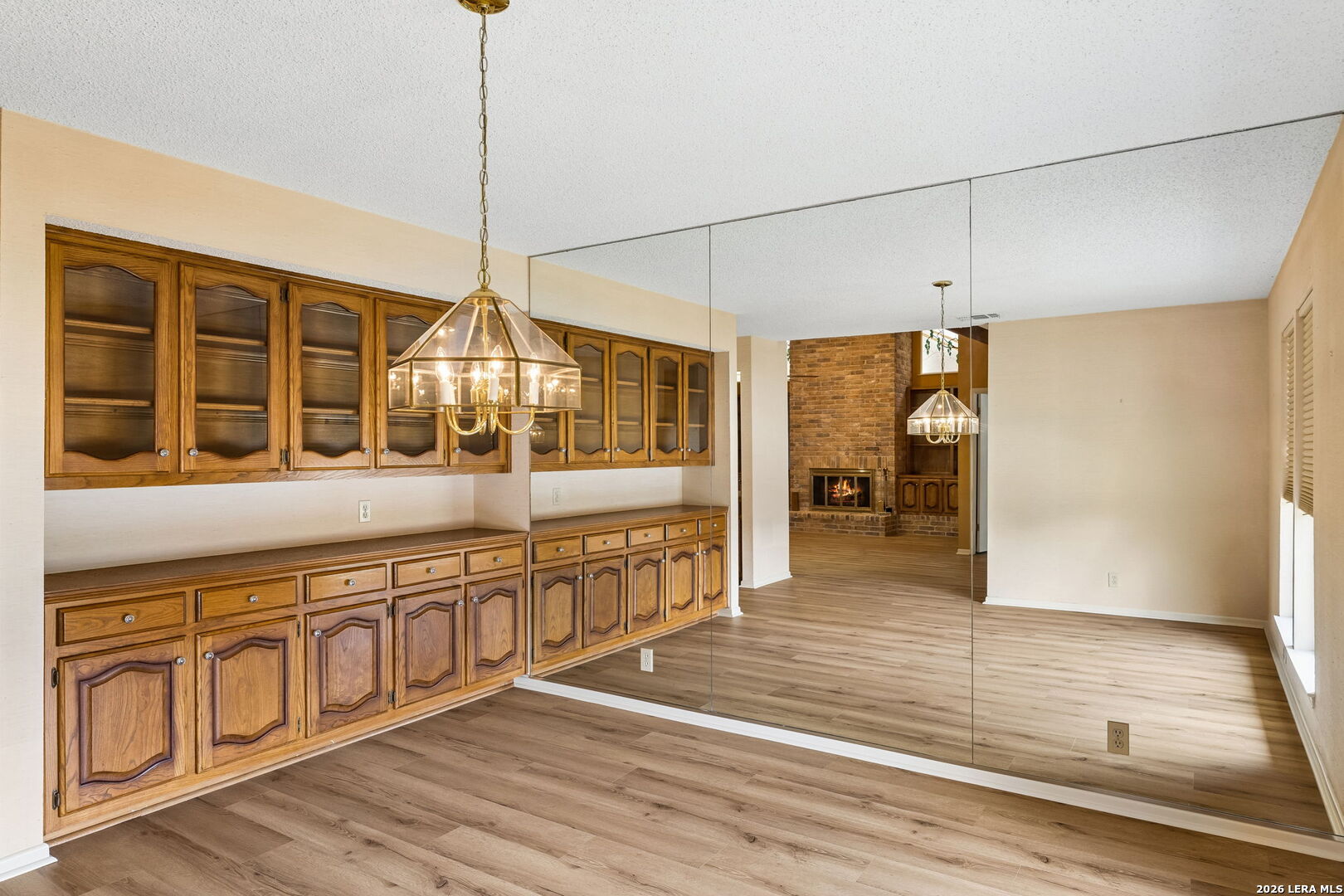 6119 Shady Creek