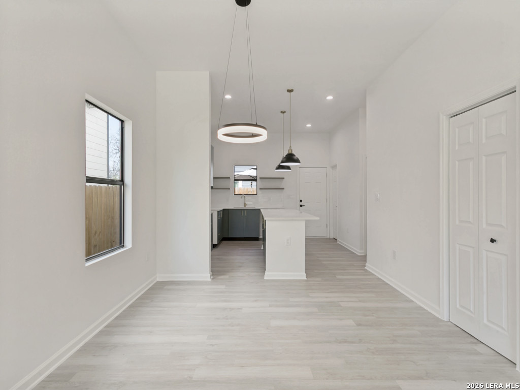 151 Vine St