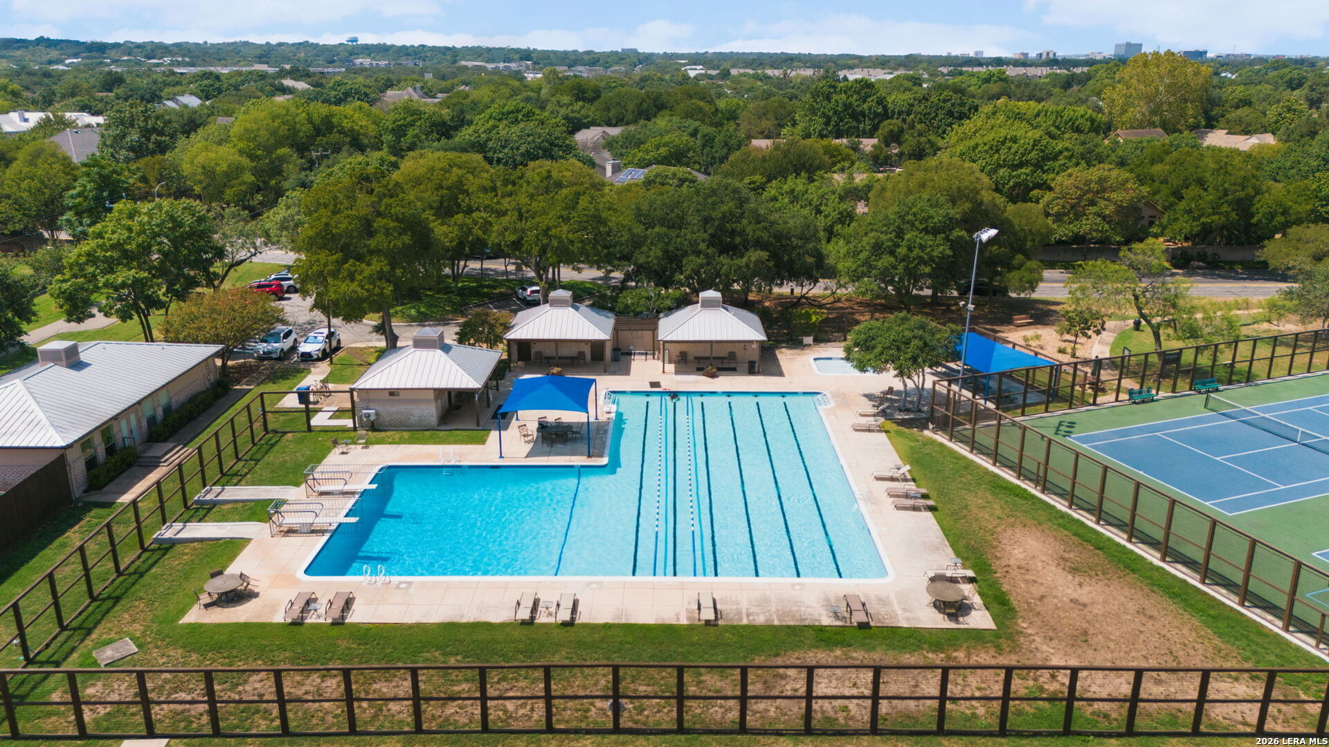 9 Scarborough Square