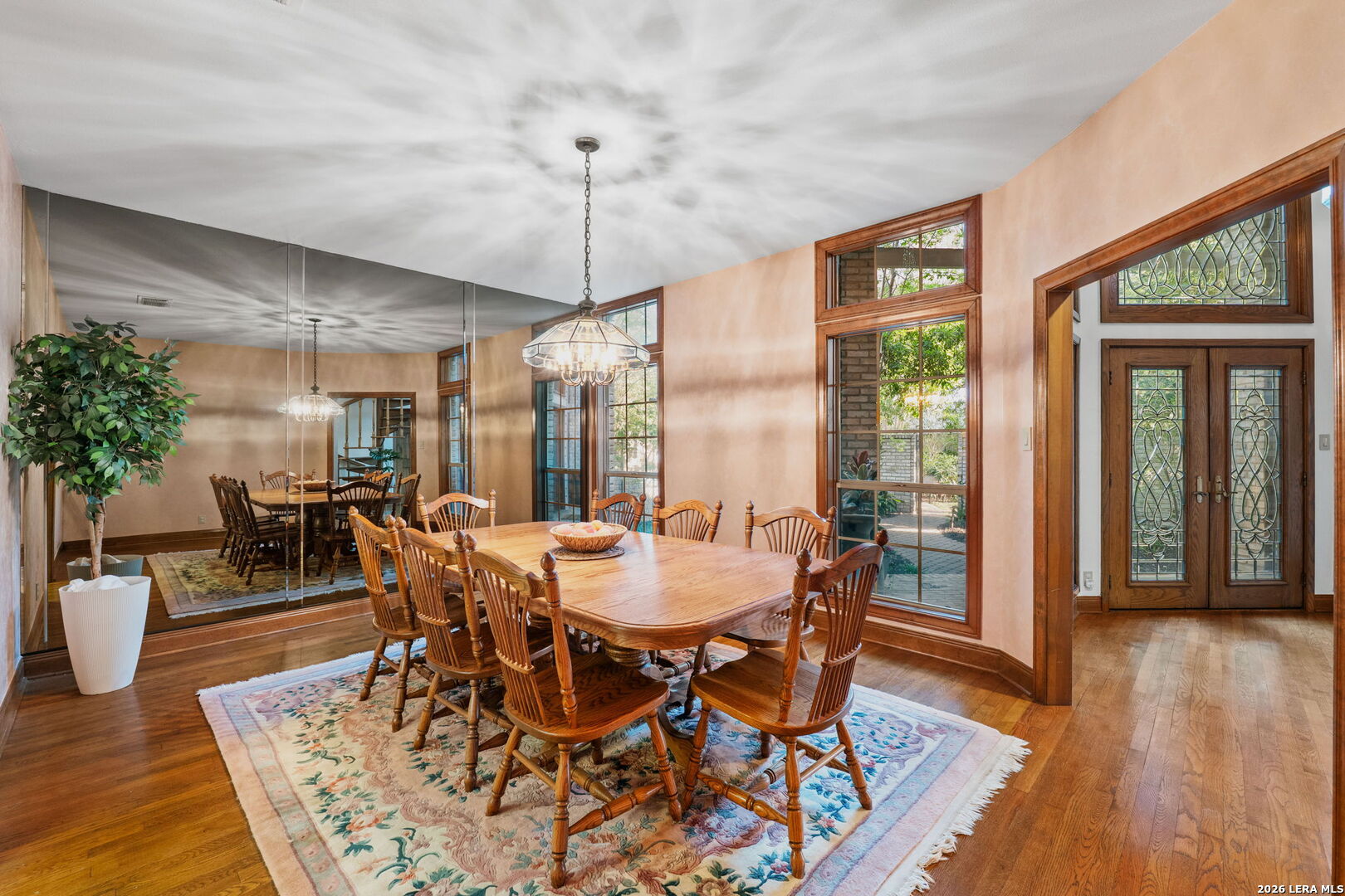 9 Scarborough Square