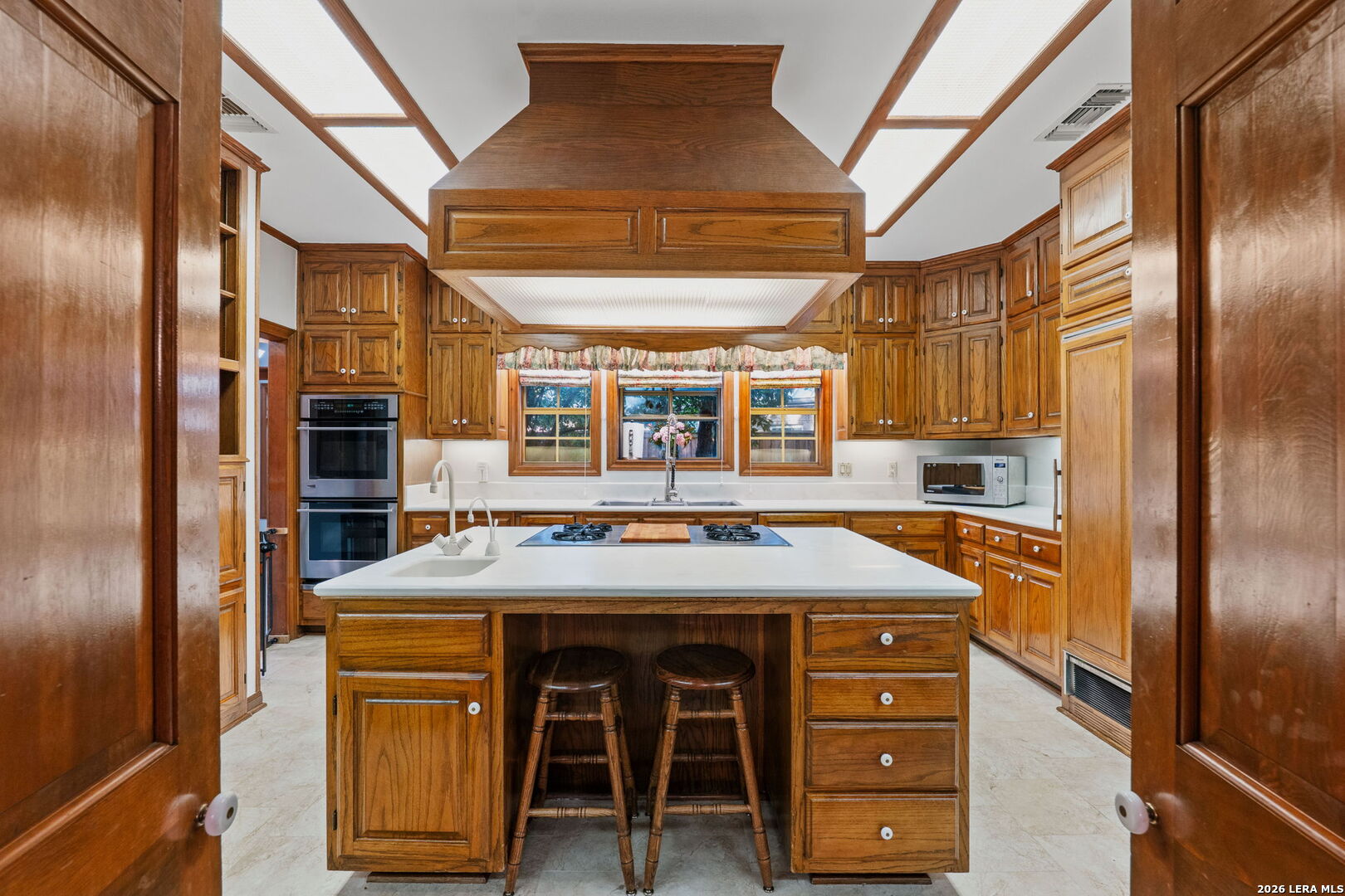 9 Scarborough Square