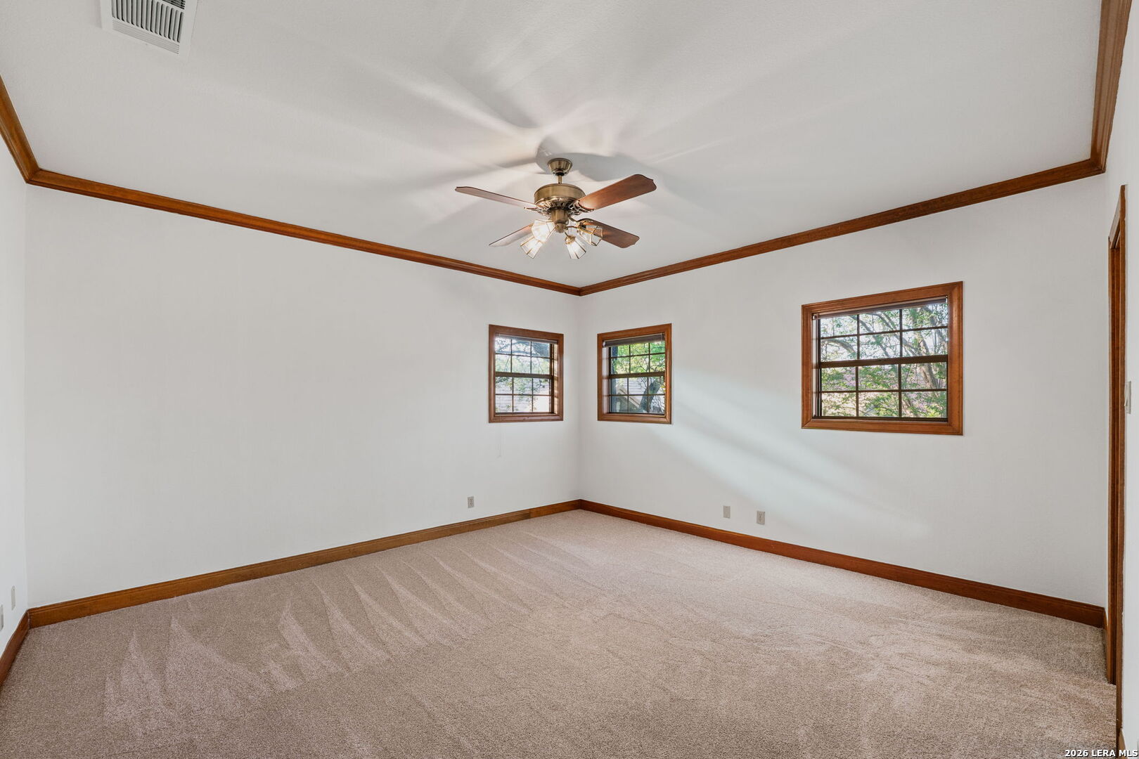 9 Scarborough Square