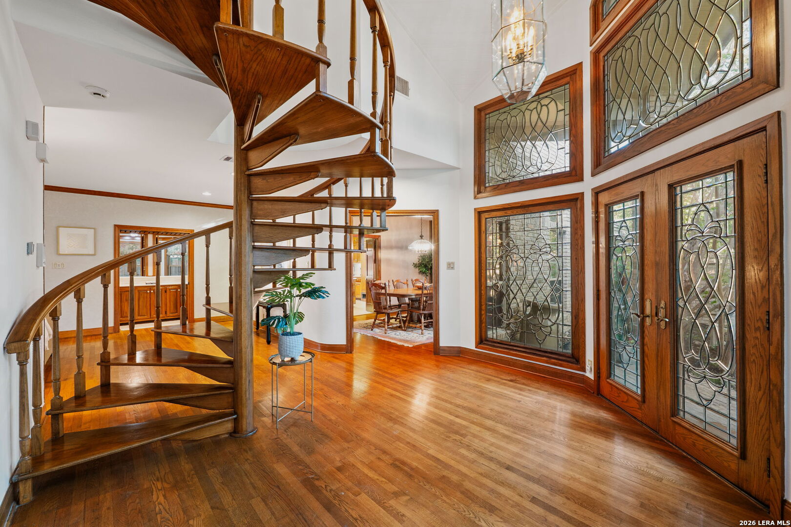 9 Scarborough Square