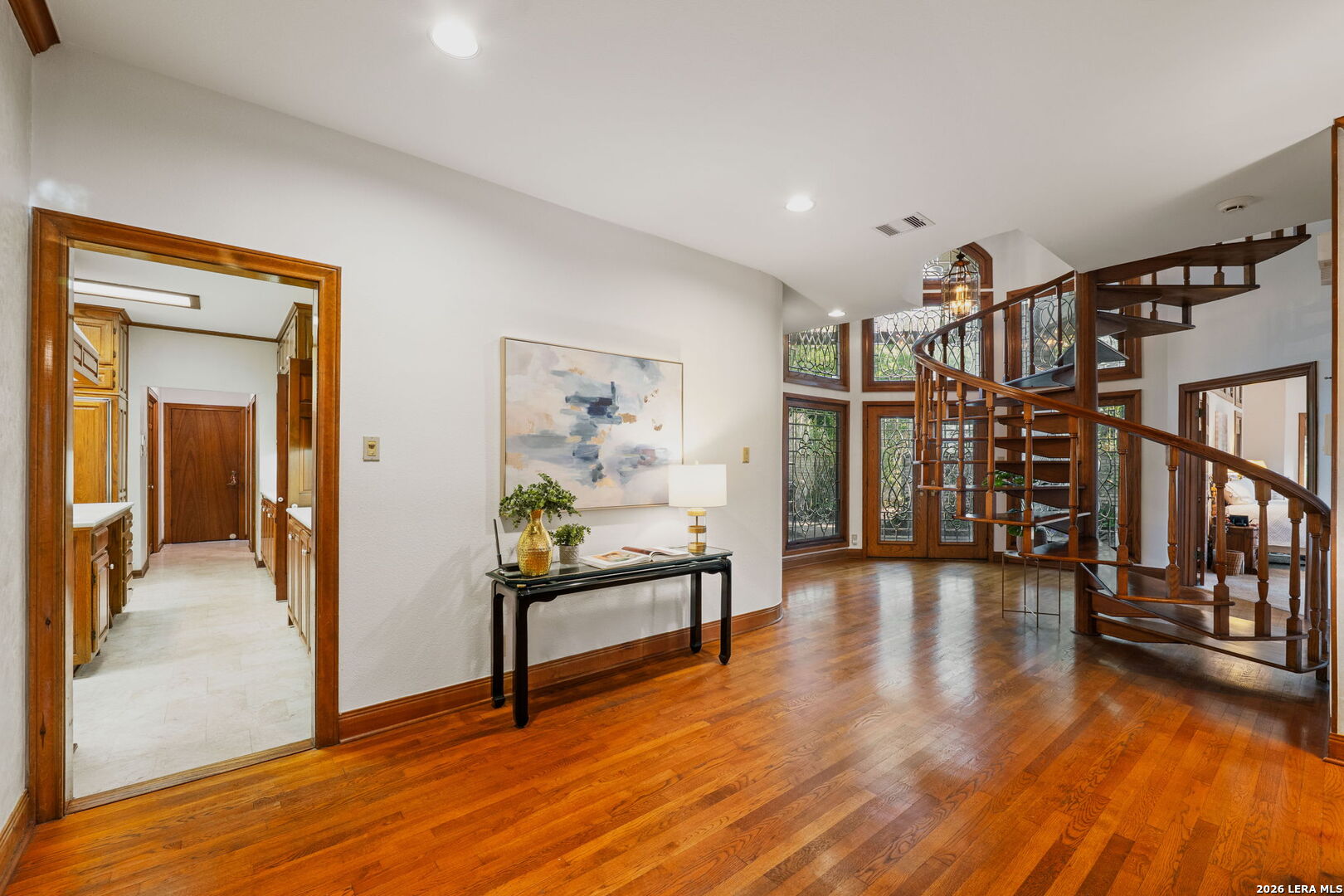 9 Scarborough Square