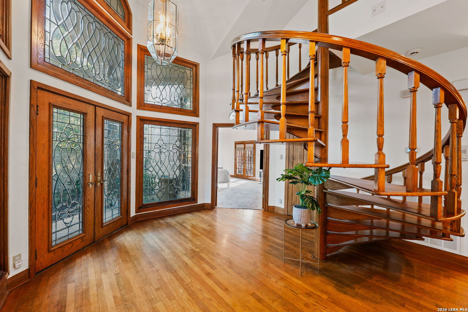 9 Scarborough Square