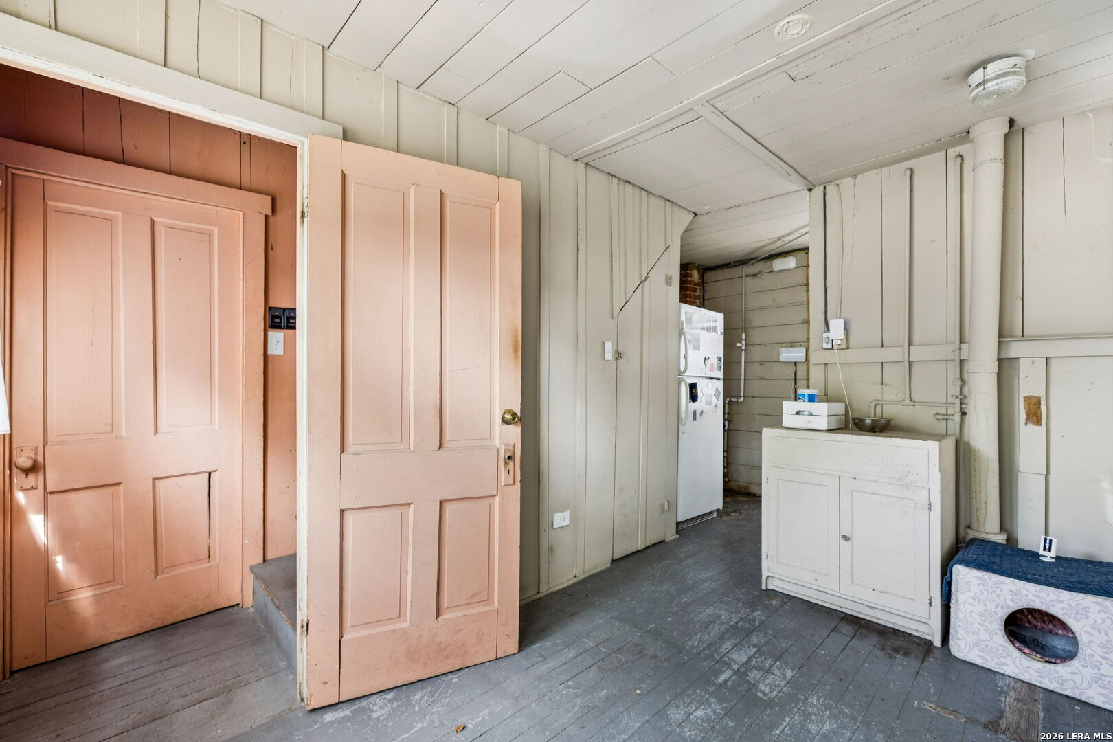 110 Henderson St