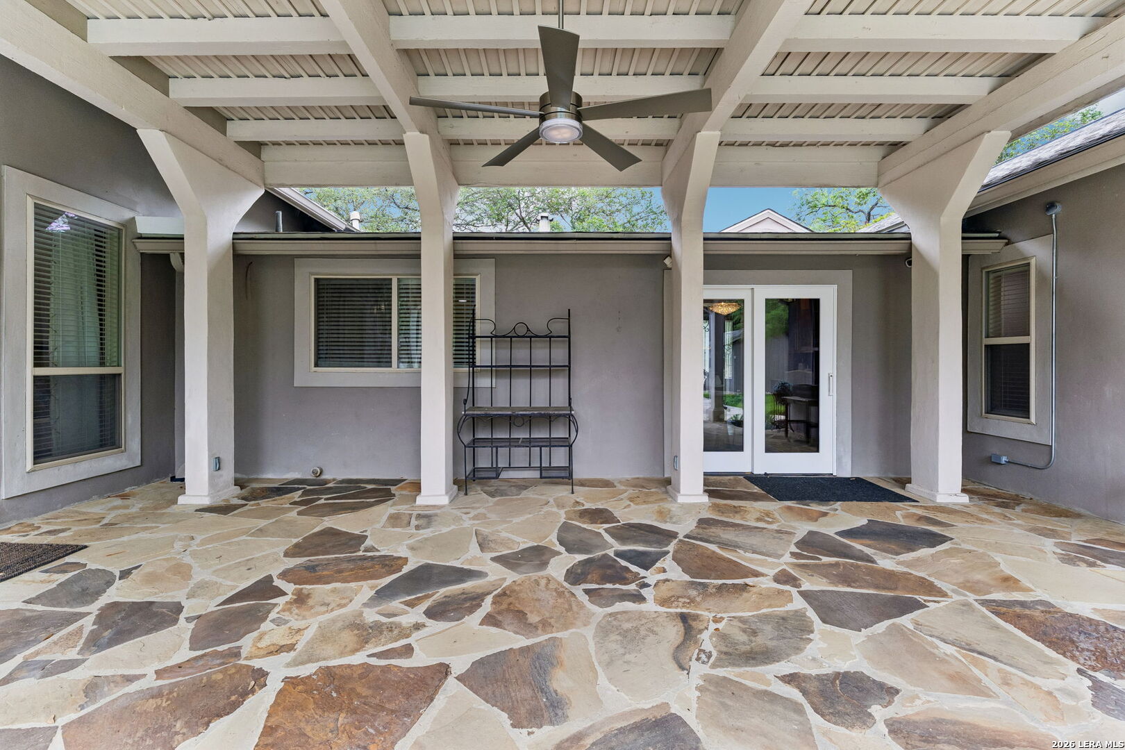451 Laramie Dr