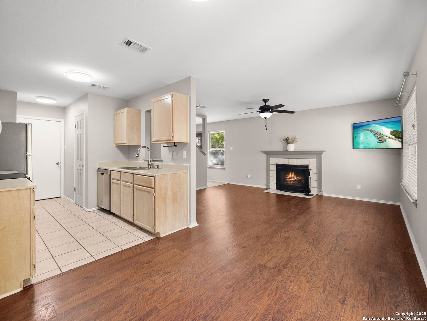 6310 Club Oaks