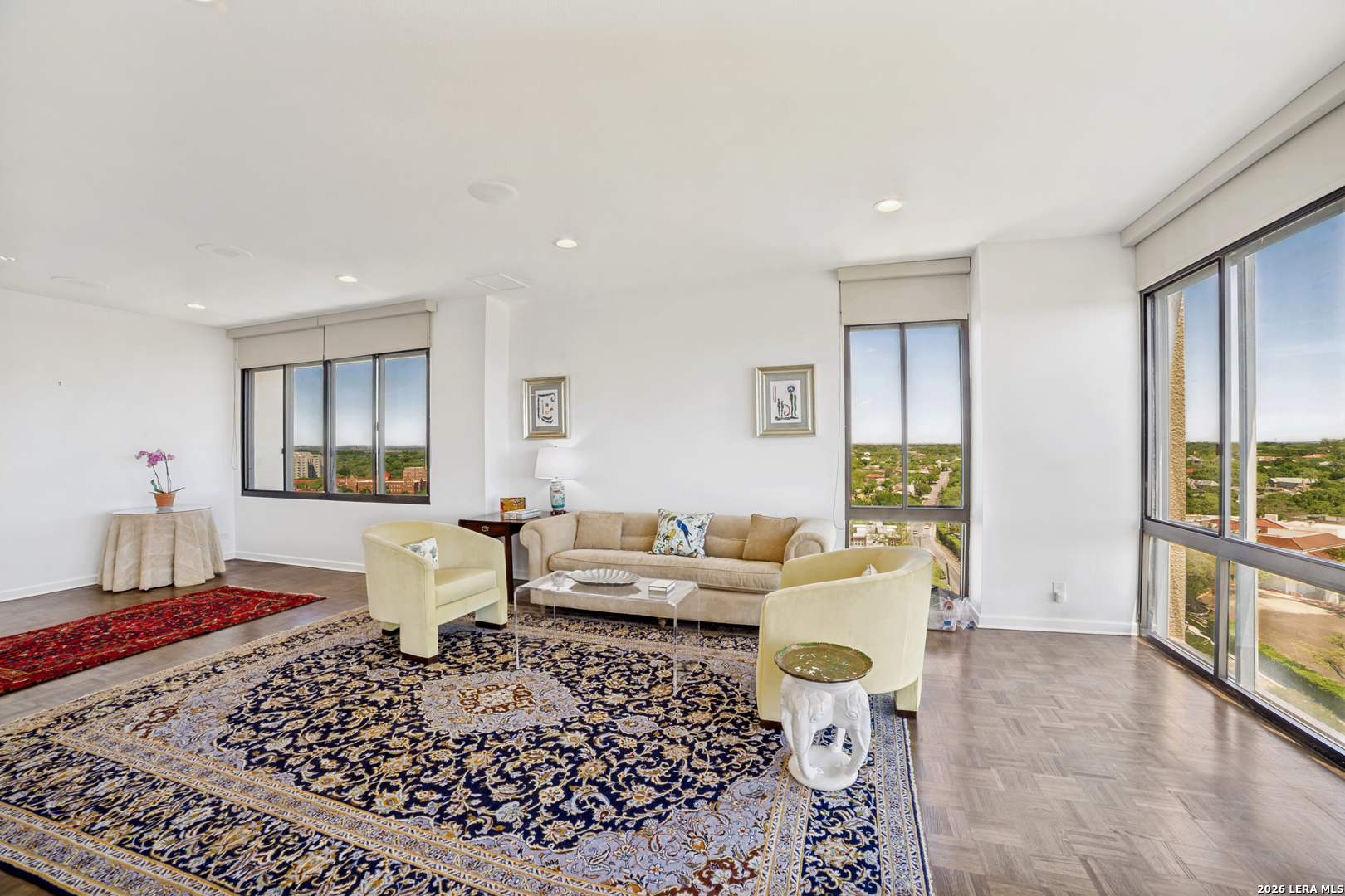 4001 N New Braunfels APT 1202A