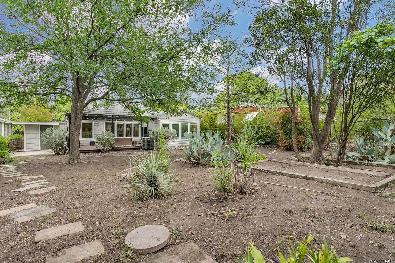 430 CORONA AVE