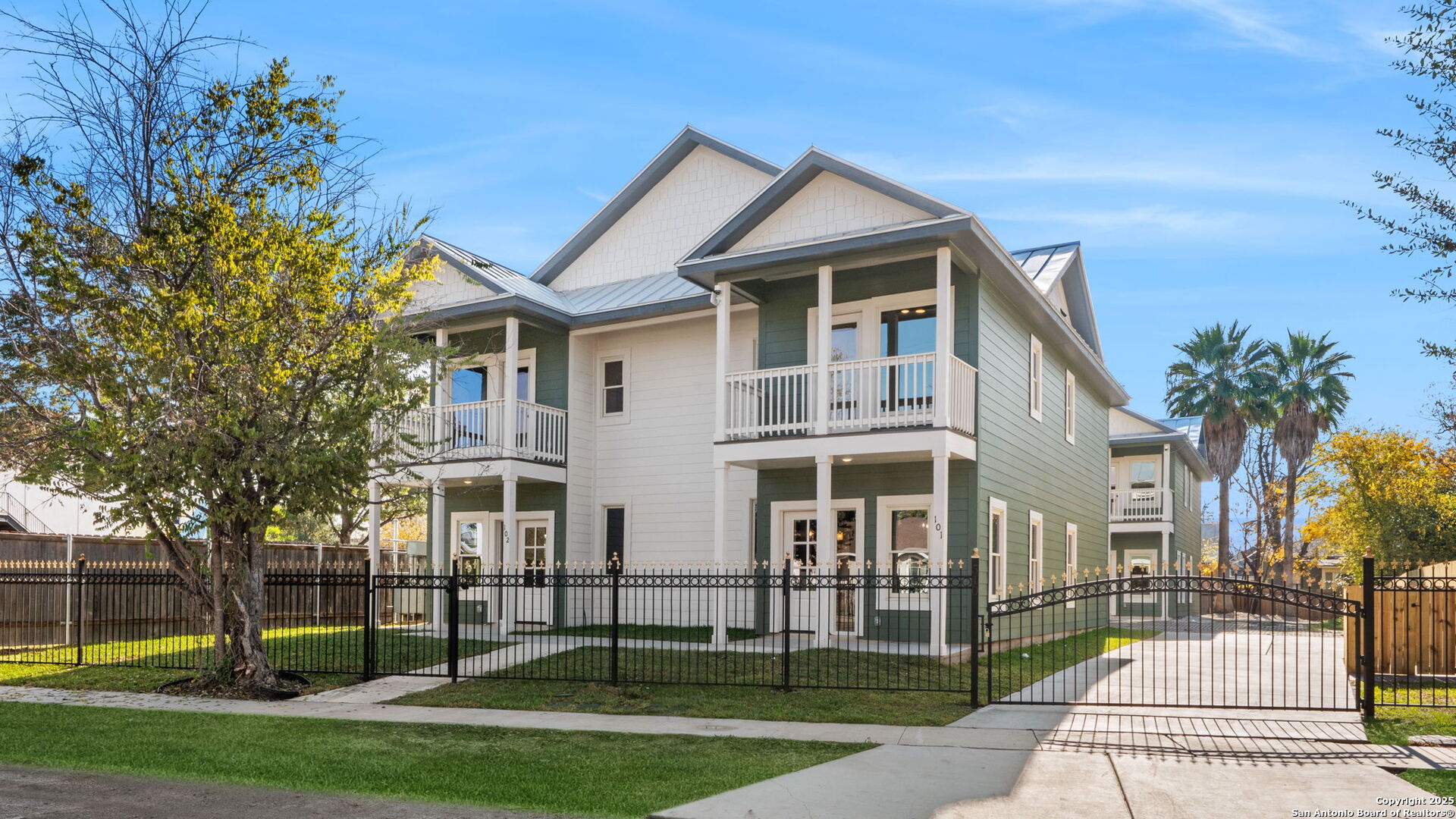510 Stieren St 202