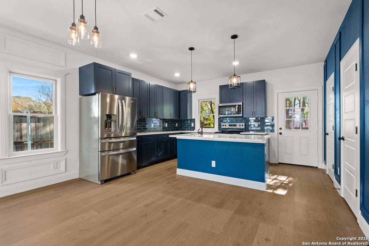 510 Stieren St 202