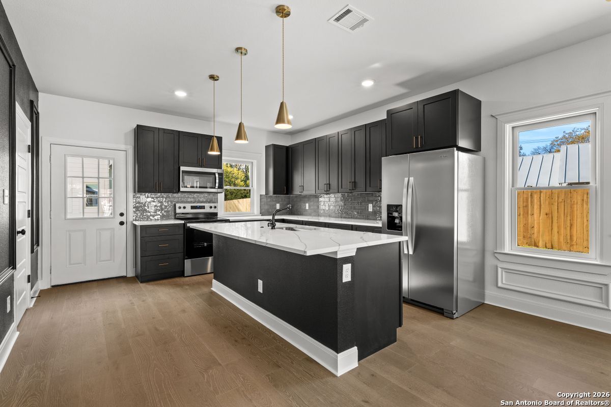510 Stieren St 101