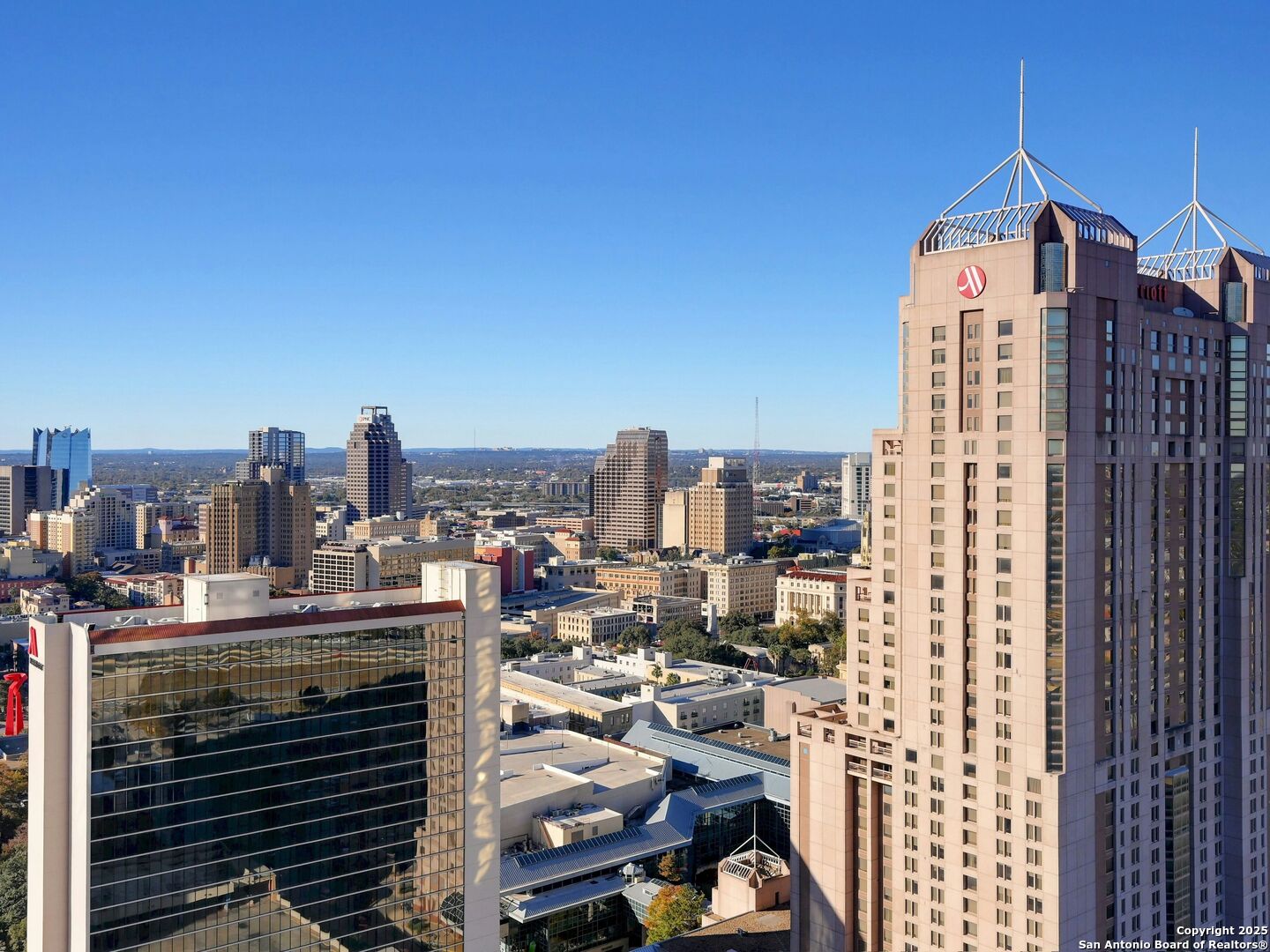 610 E MARKET ST 2816