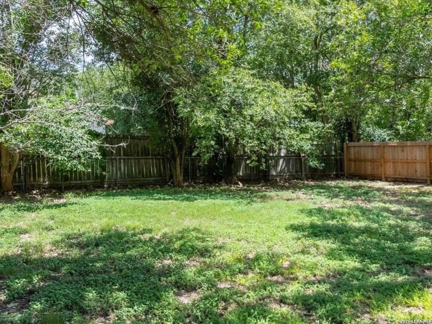 514 E BANDERA RD