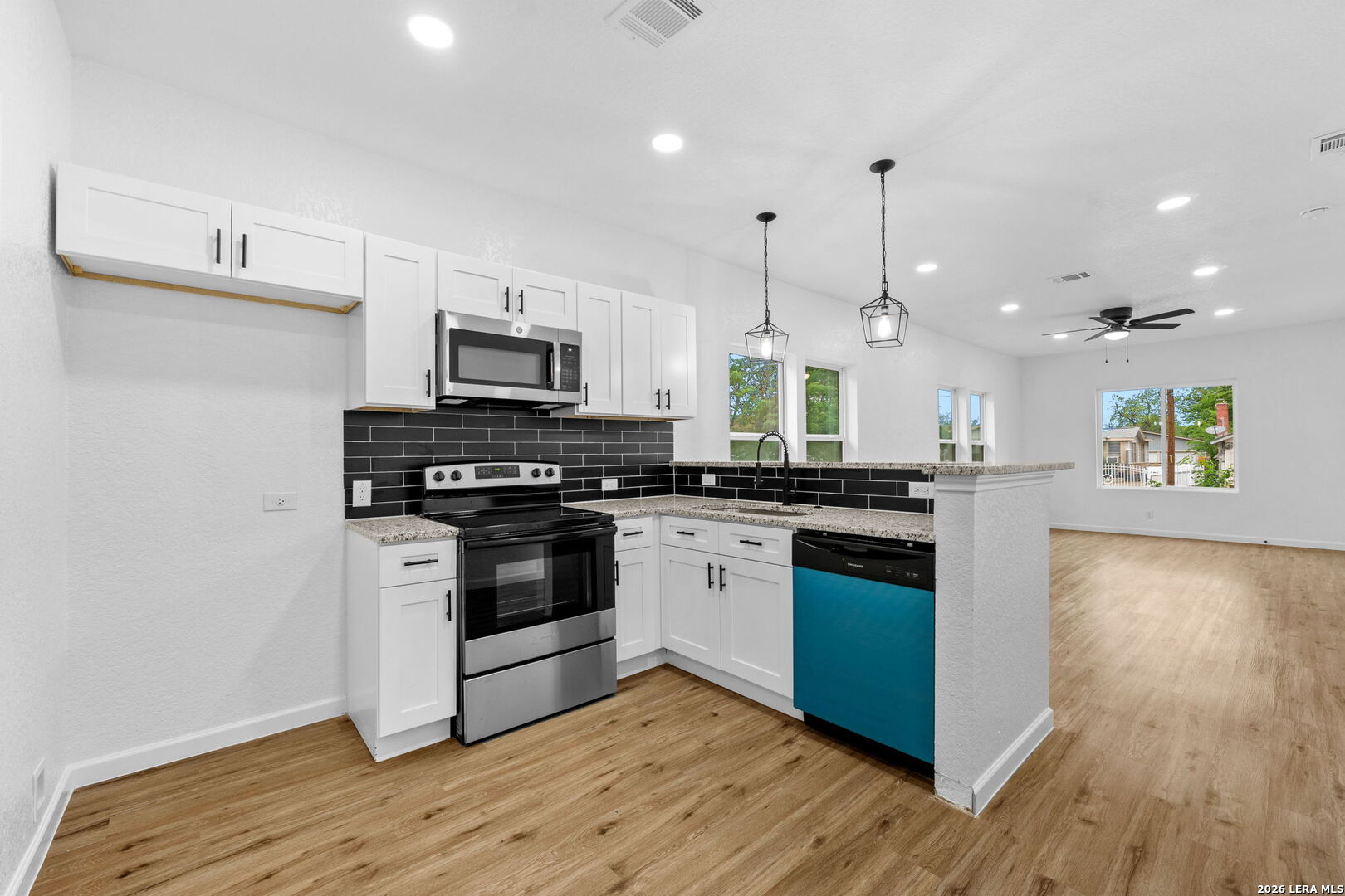 610 Canton