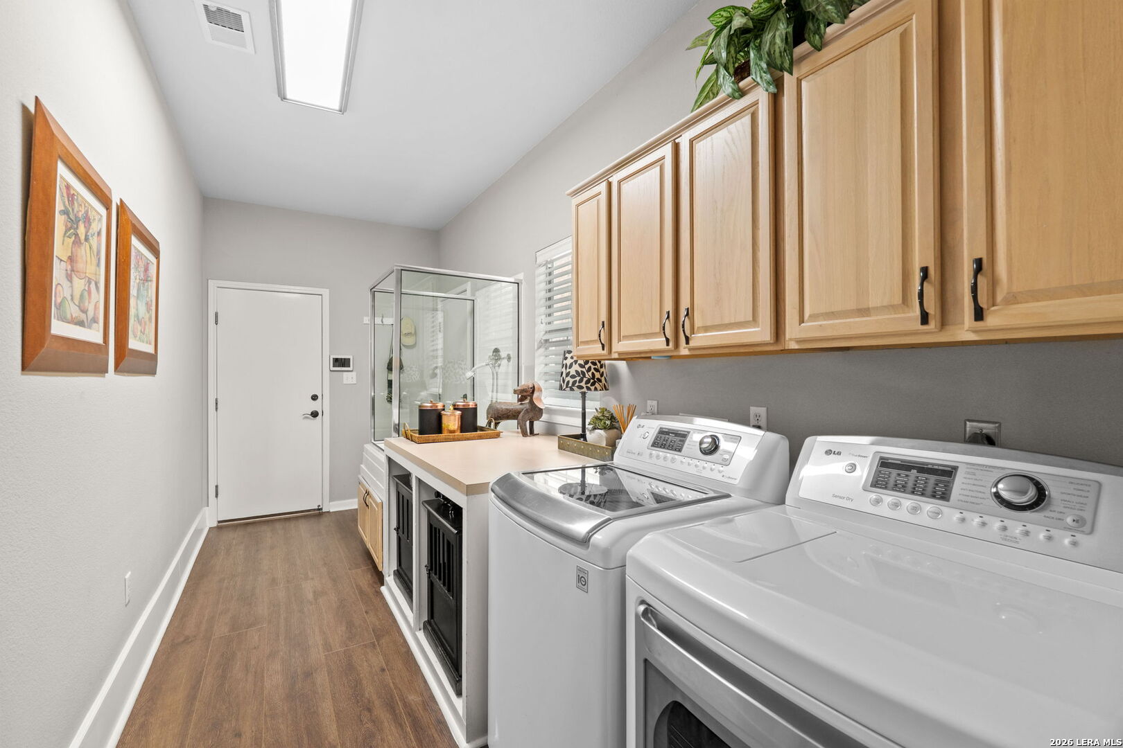 24902 Crescent Run