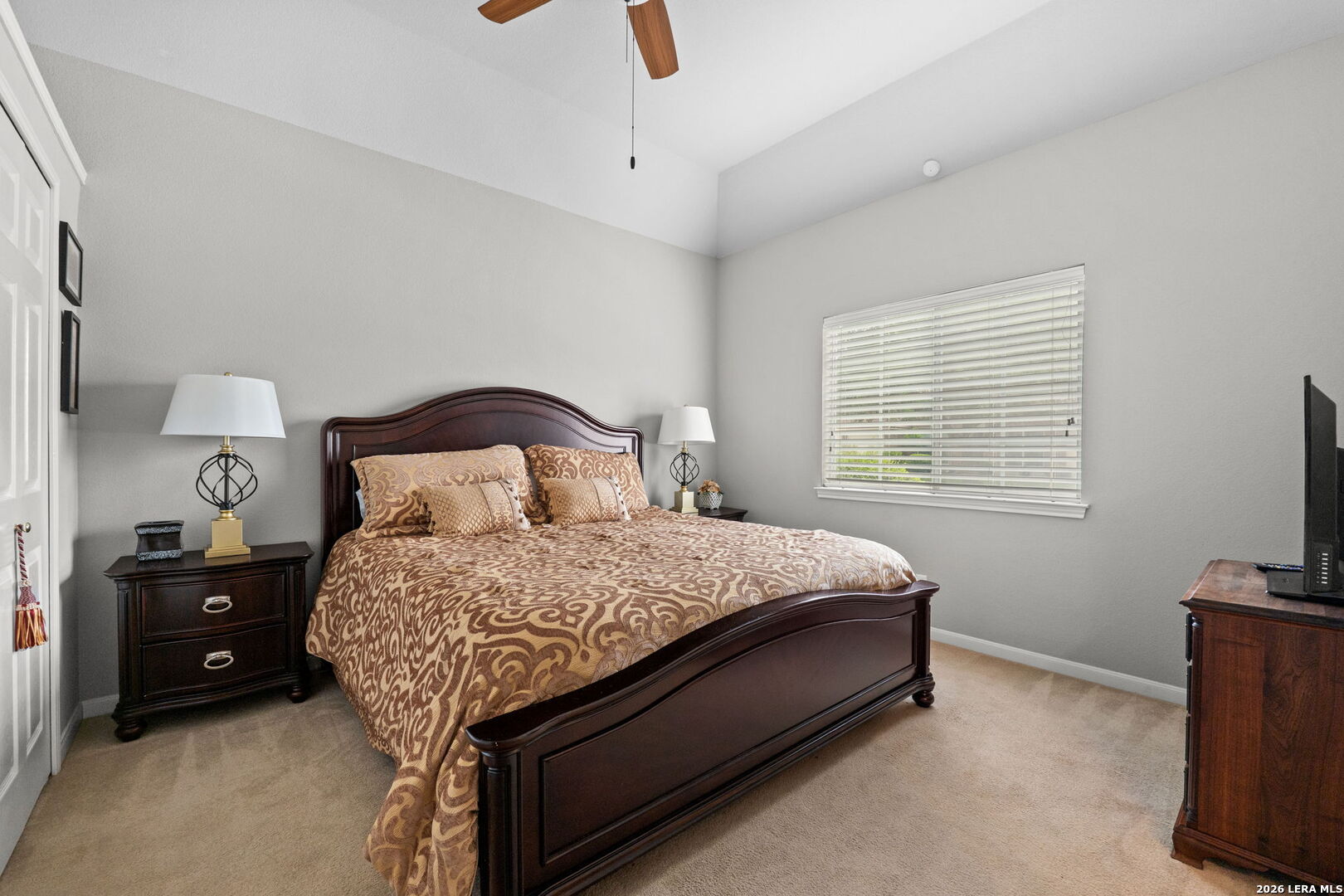 24902 Crescent Run