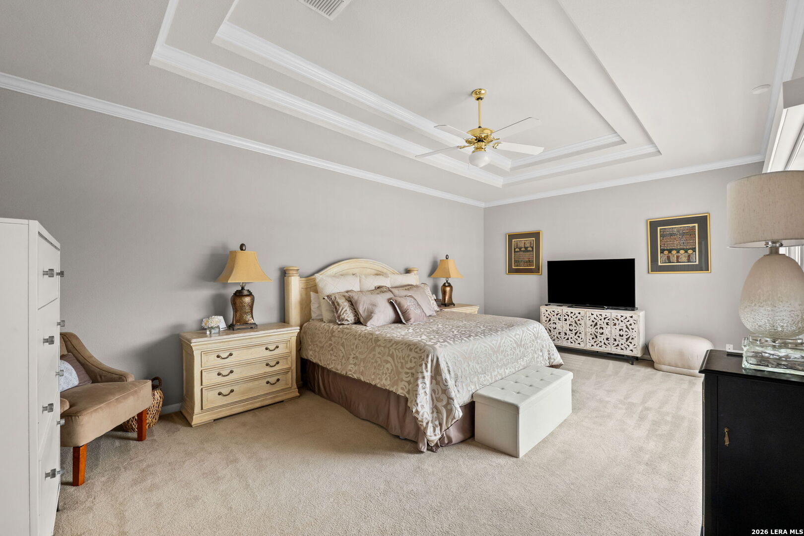 24902 Crescent Run