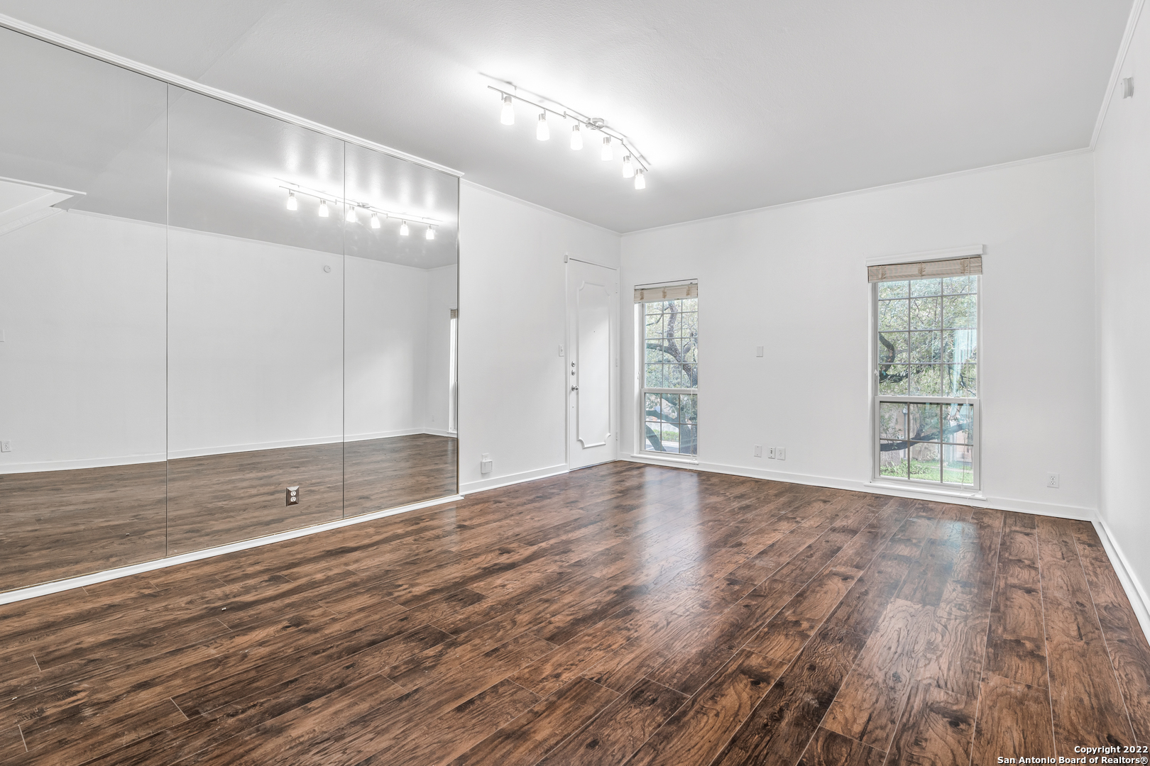7711 BROADWAY 27C