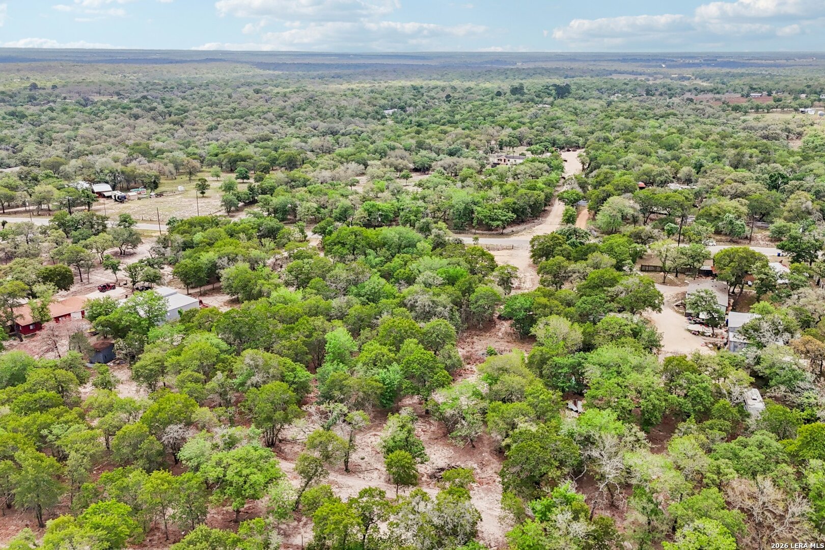 2424 HICKORY FORREST DR