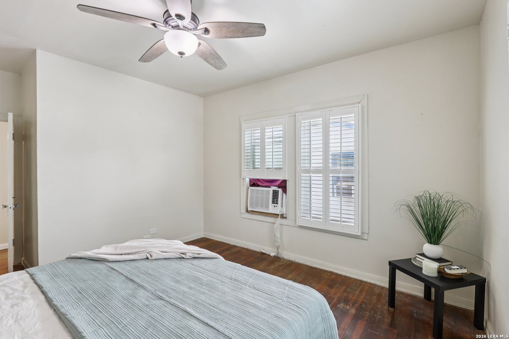 1331 W ROSEWOOD AVE